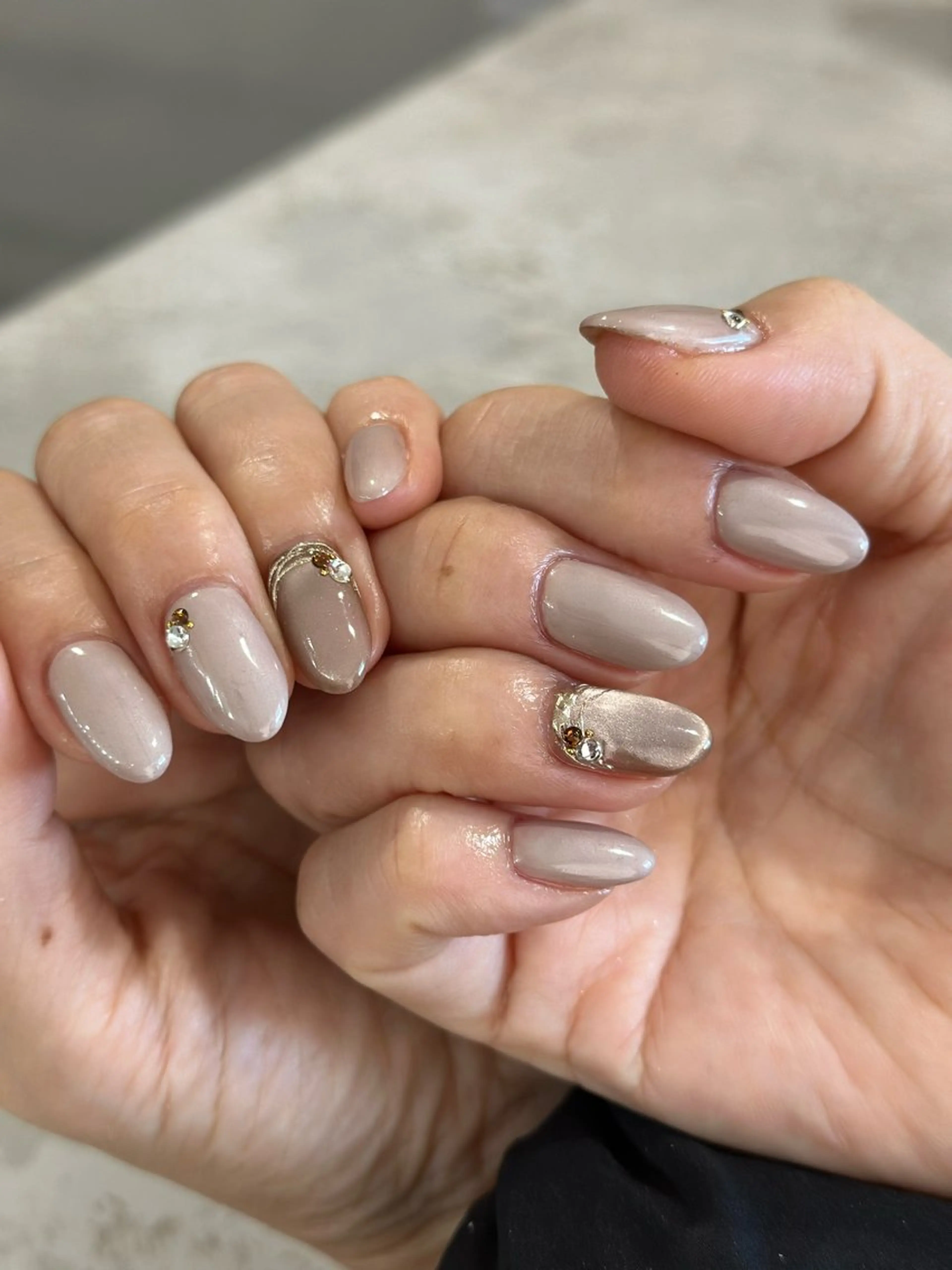 ネイル ブラウン マグネットネイル en nail MEGUMIのネイルデザイン