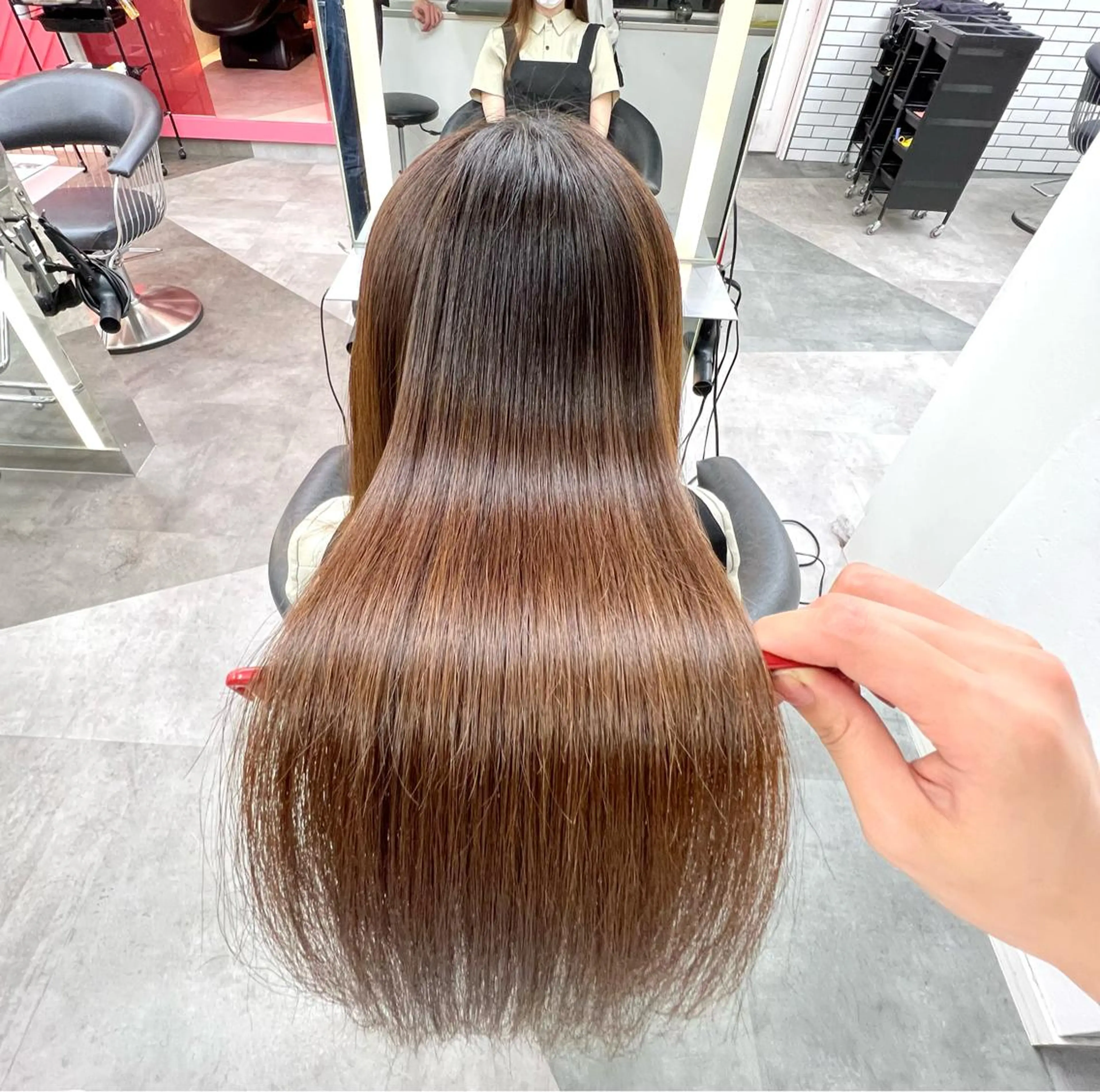 ロング 莉乃/縮毛矯正/髪質 改善/艶カラーのヘアスタイル