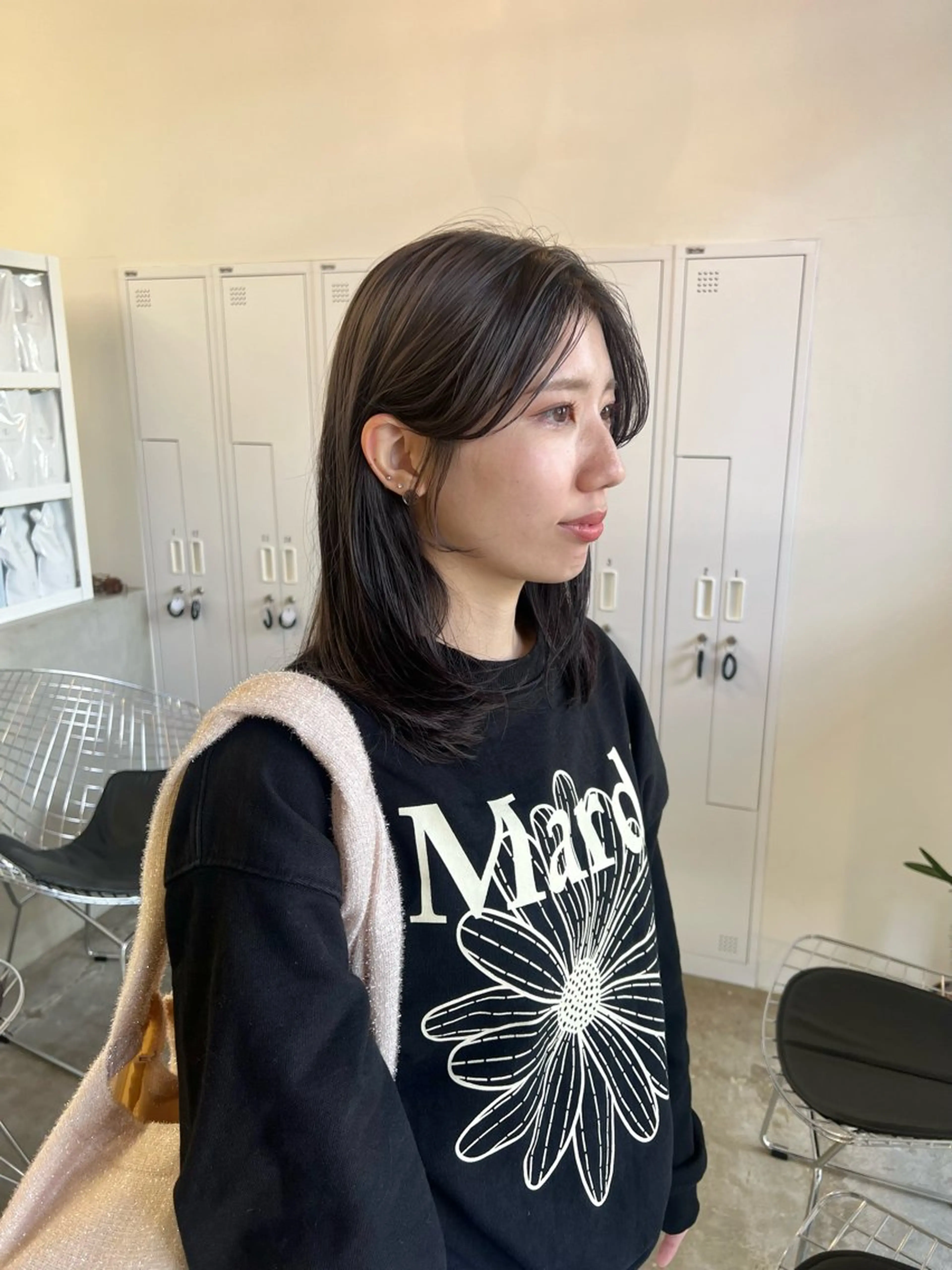 ミディアム カット ヘアカラー 近藤 千裕のヘアスタイル