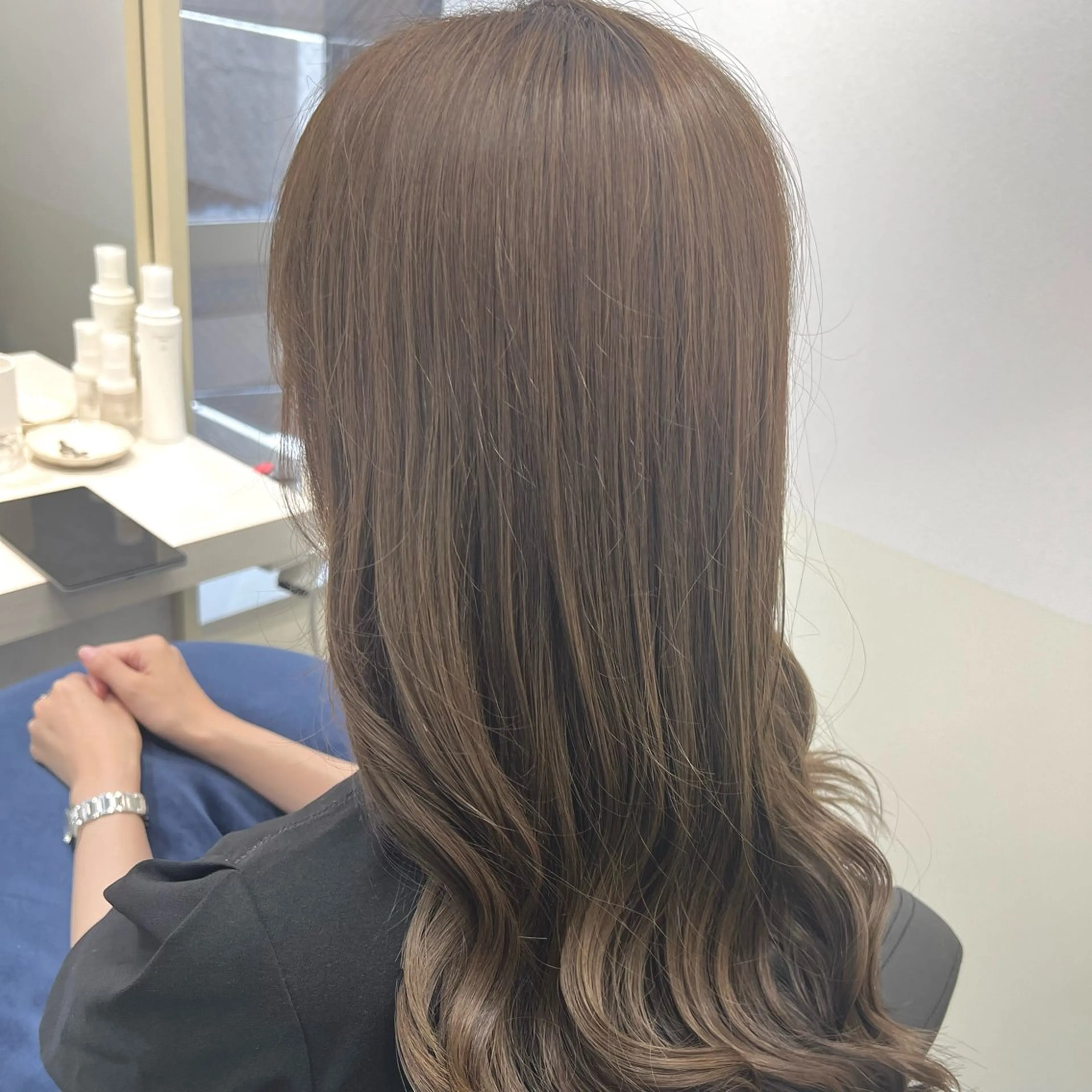 ロング カラー ベージュカラー ヘアカラー トリートメント 半個室サロン/透明感 /艶髪♡岸上 温♡のヘアスタイル