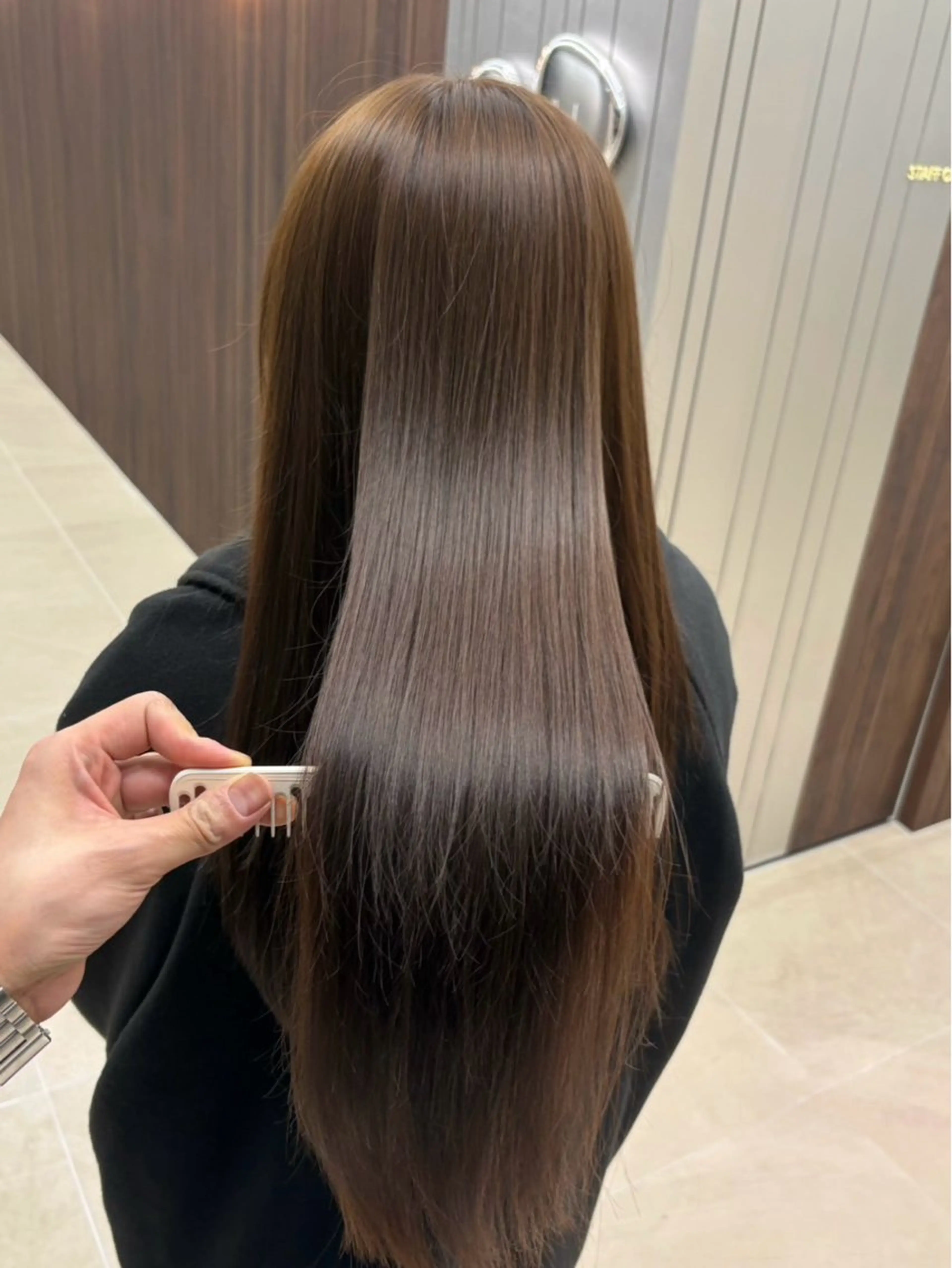 ロング レイヤーカット ロング 小顔カット 縮毛矯正 PULSE yokohama所属・タッセルボブ/韓国 レイヤー/髪質改善のヘアスタイル