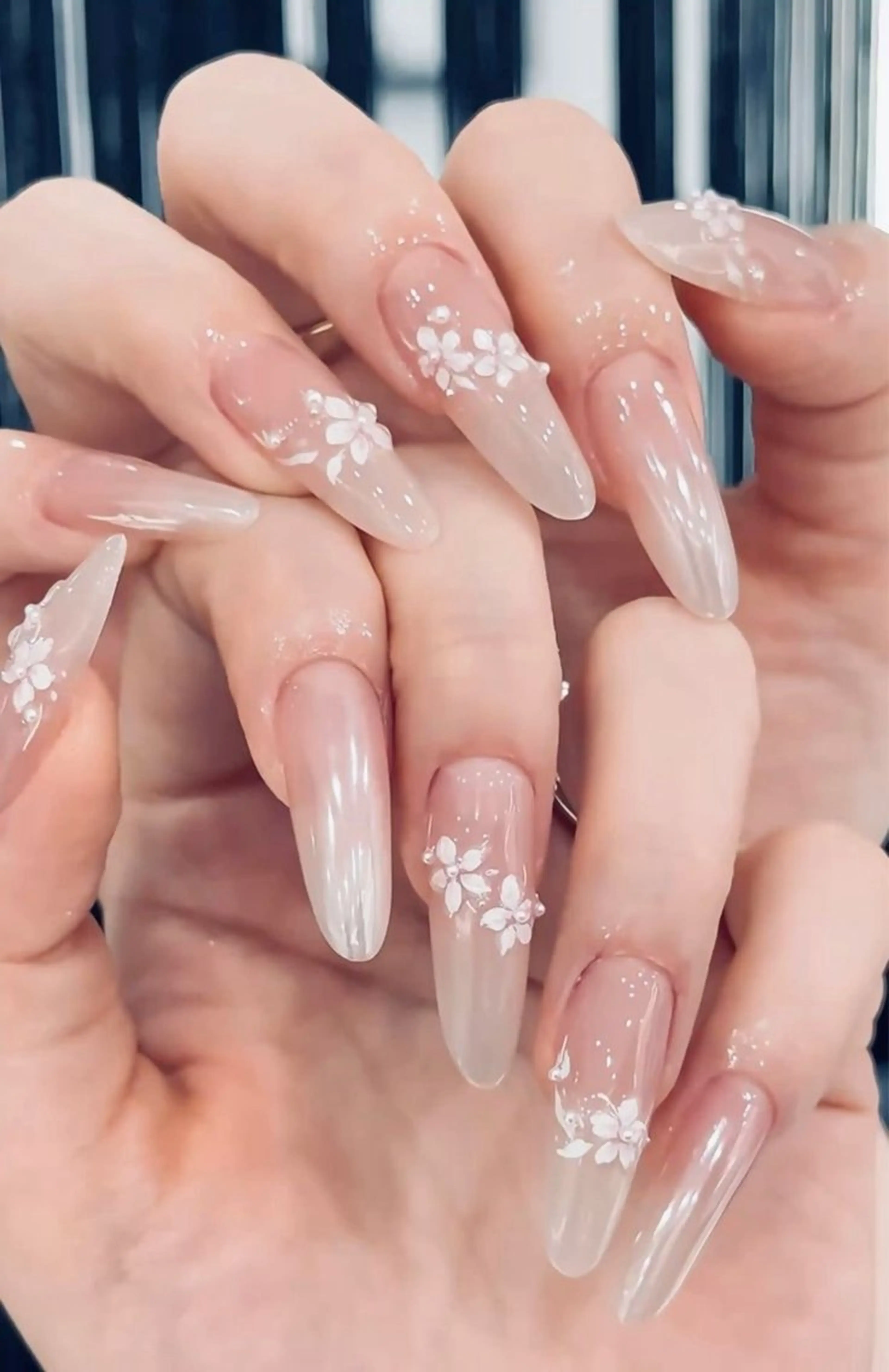 カラー グラデーションカラー ピンクカラー ハンドネイル AIN Nailのネイルデザイン