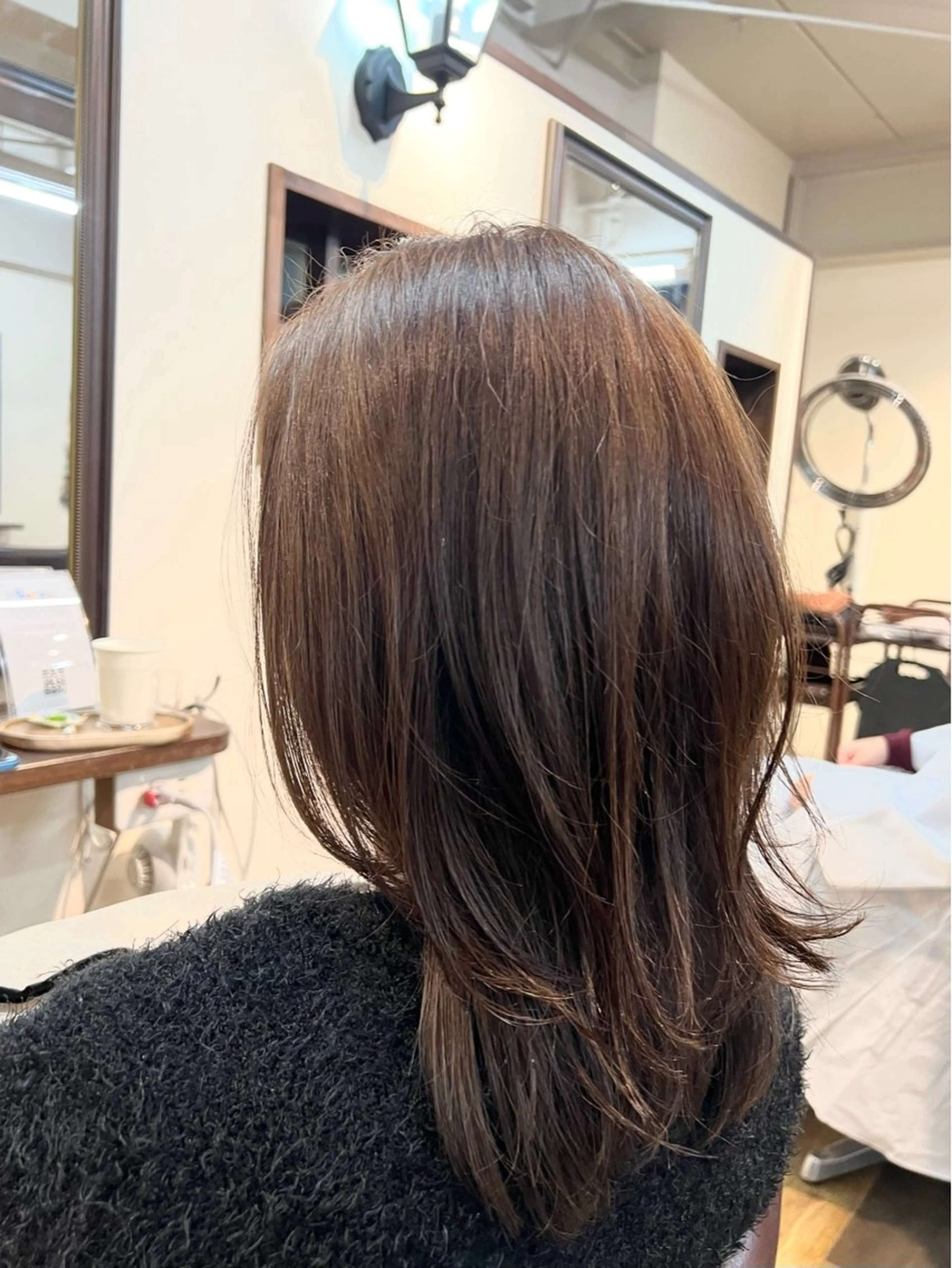 ミディアム カラー カット ヘアカラー トリートメント 大西 七海のヘアスタイル
