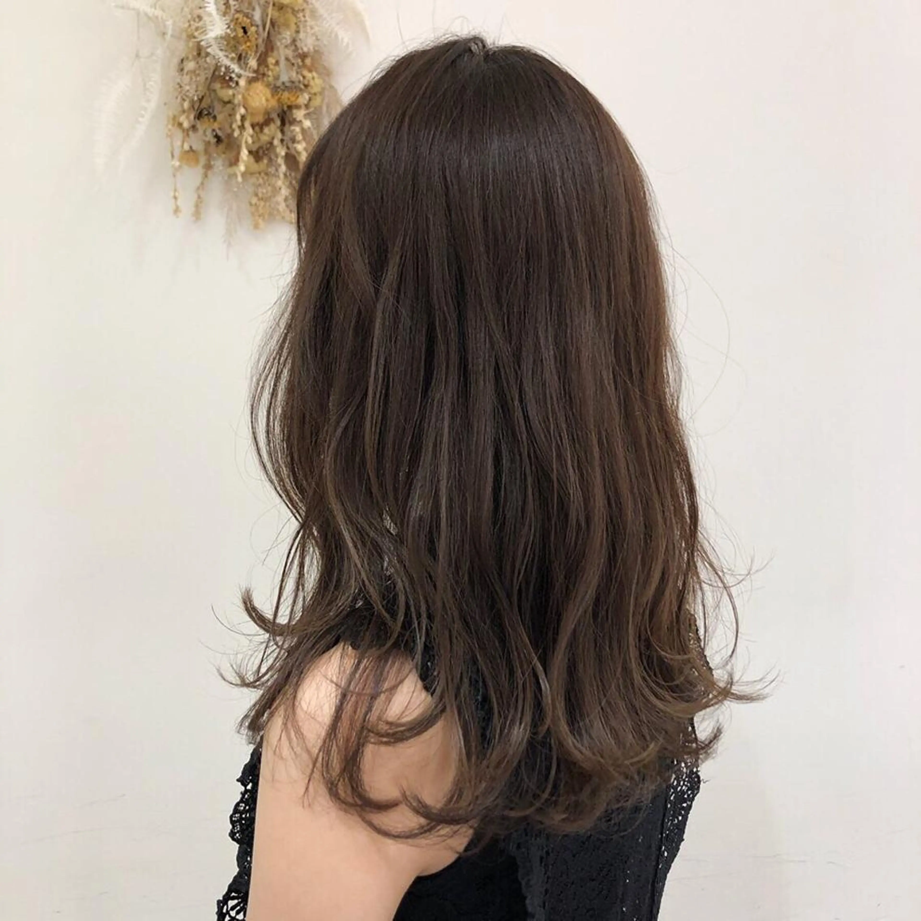 セミロング カラー ブラウンカラー ショコラブラウン 【髪質改善】 梅田　聡のヘアスタイル