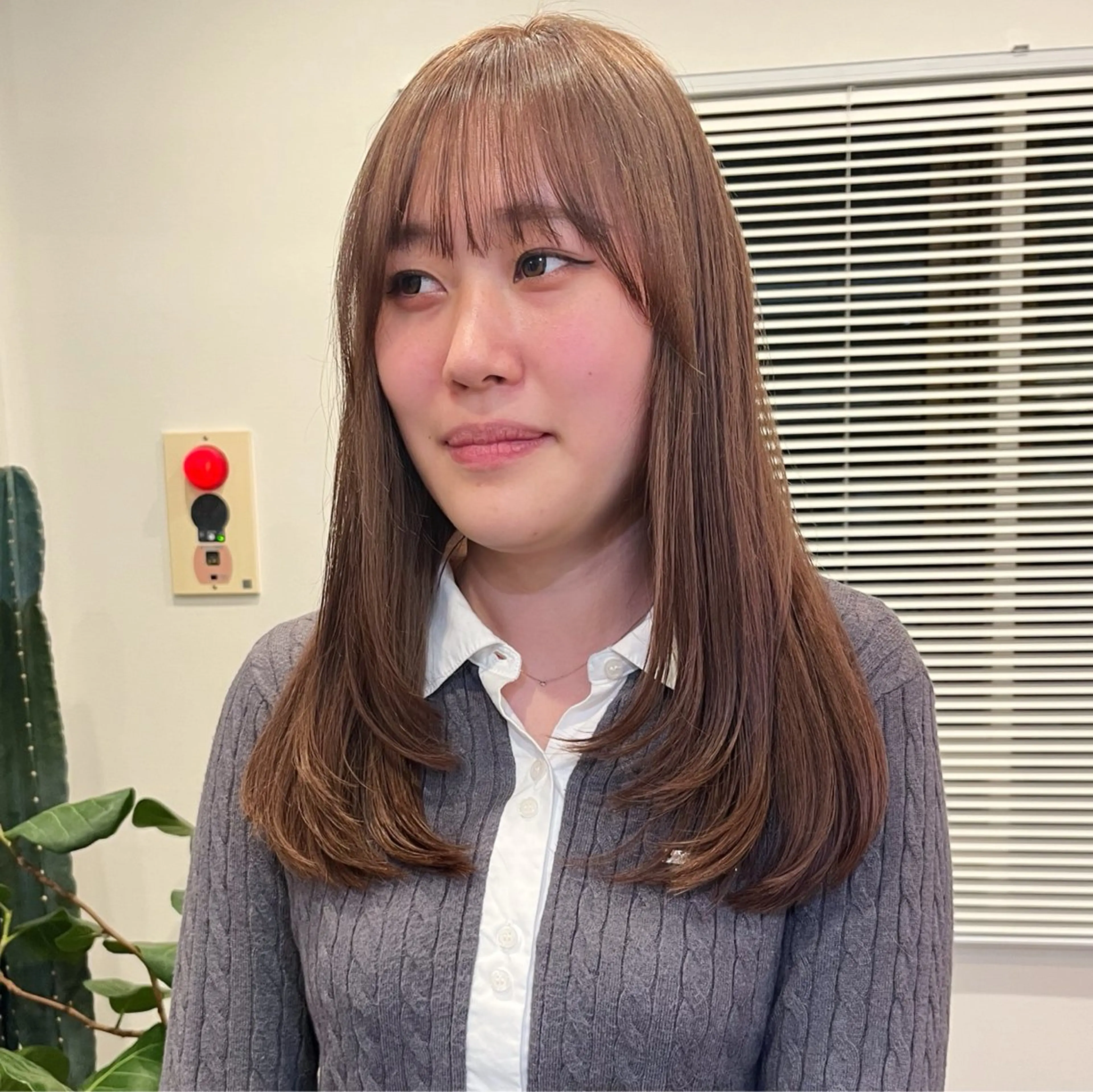 セミロング カラー bon ami所属・NAO ꩜✧˖°.のヘアスタイル