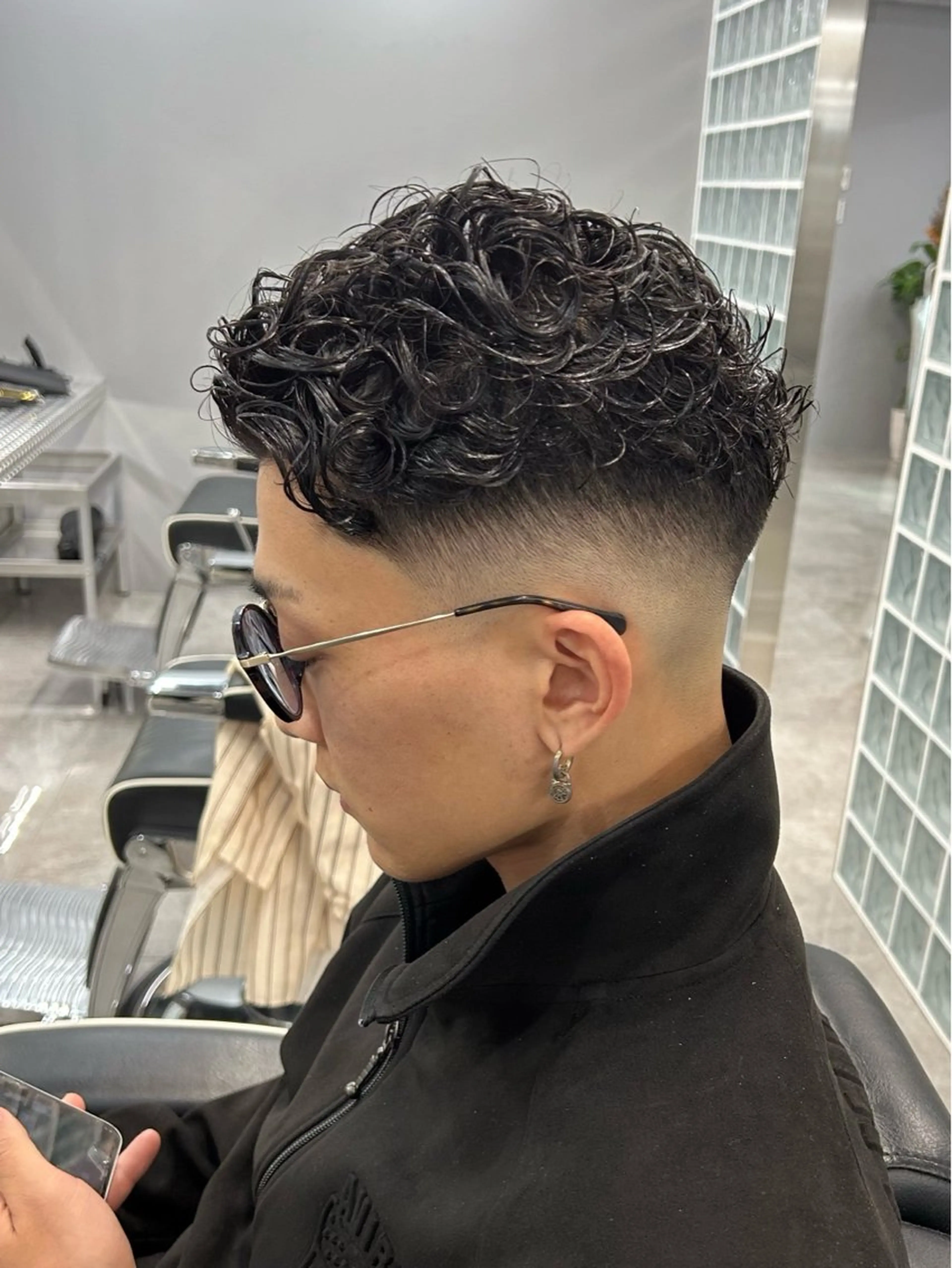 【新規様限定】フェードカット+パーマの写真