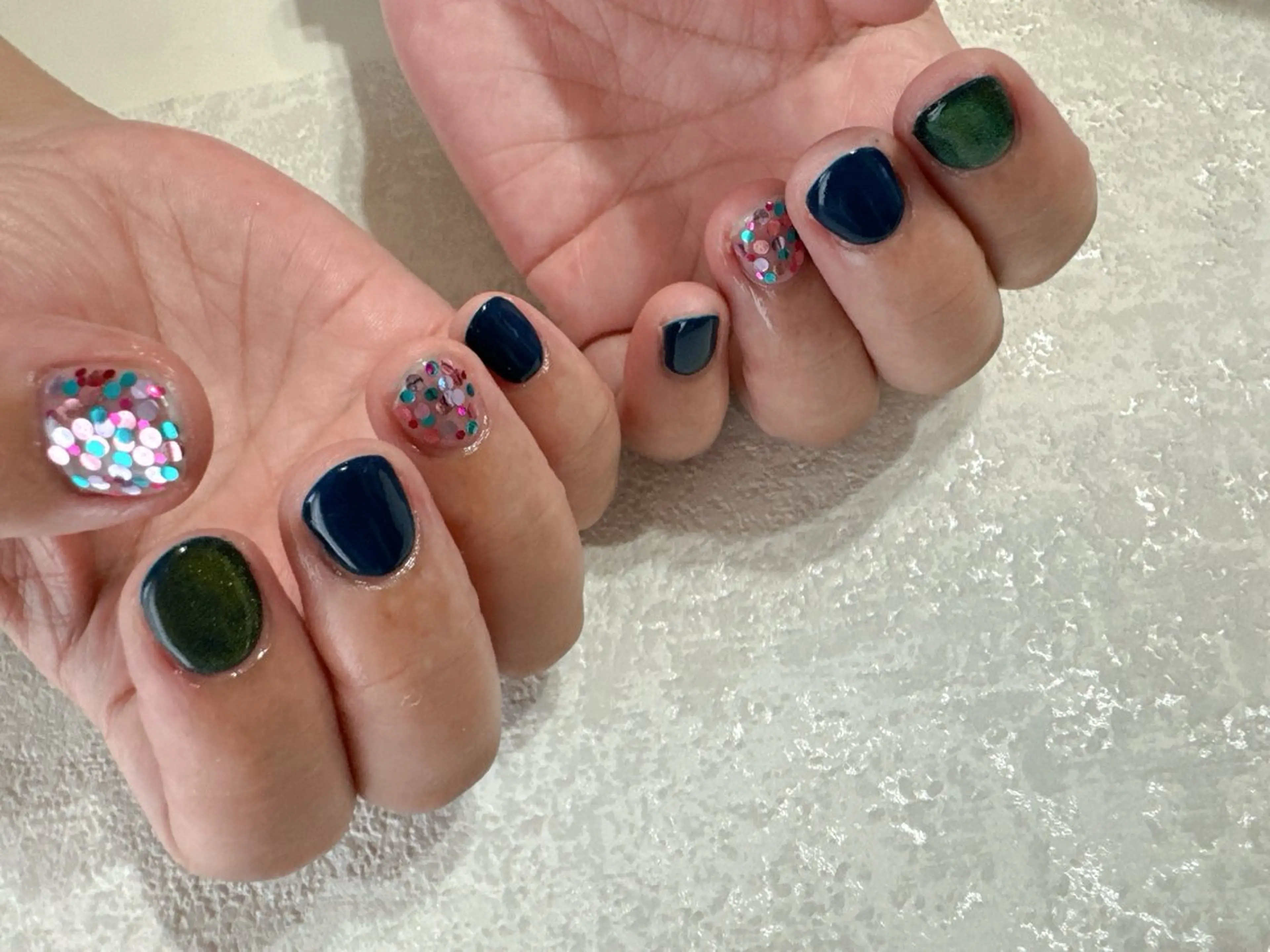 ネイル ジェルネイル ホログラムネイル マグネットネイル メンズネイル パラジェル ハンドネイル kikinail 溝の口のネイルデザイン