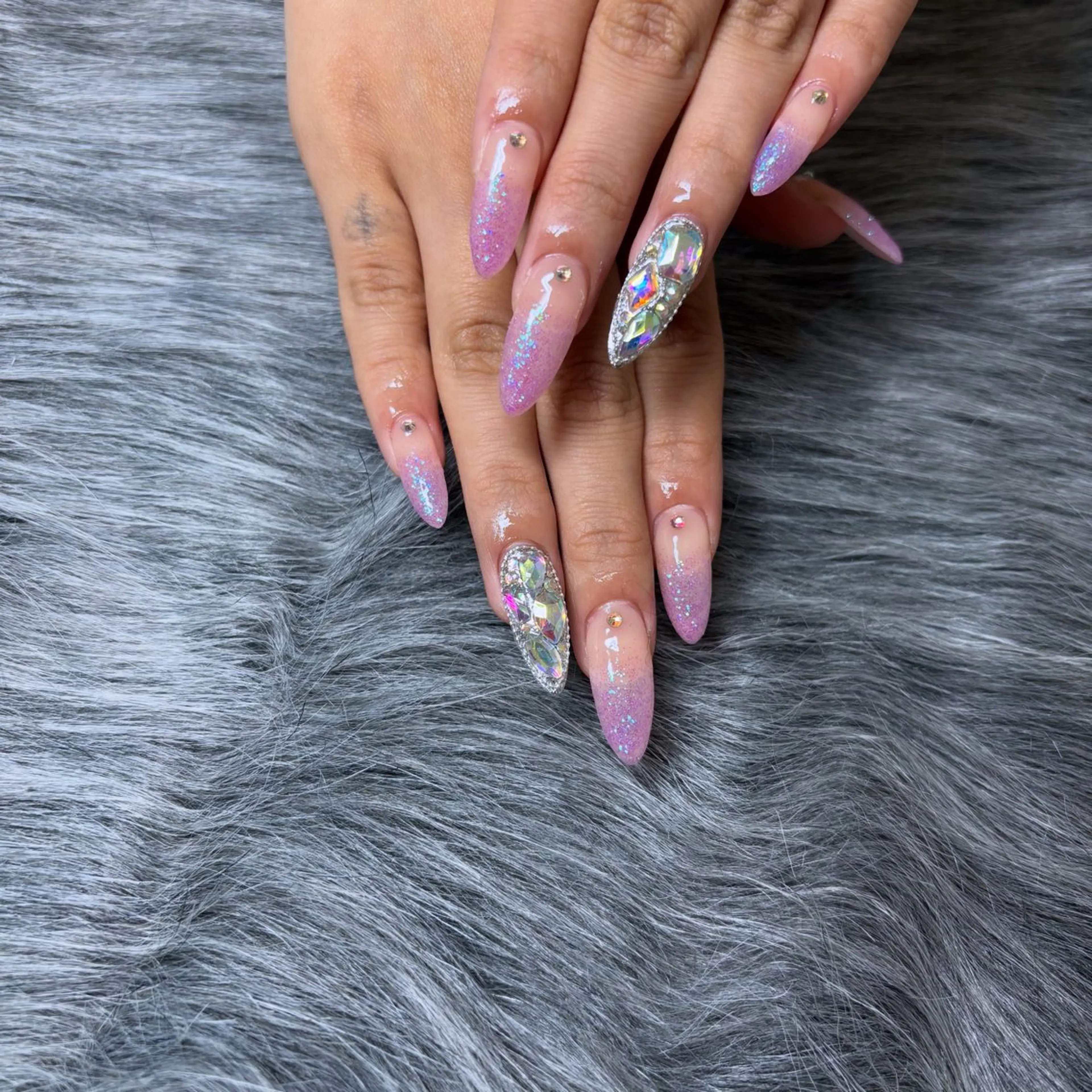 ネイル ハンドネイル 𝑗𝑢𝑛𝑛𝑎 𝑛𝑎𝑖𝑙のネイルデザイン