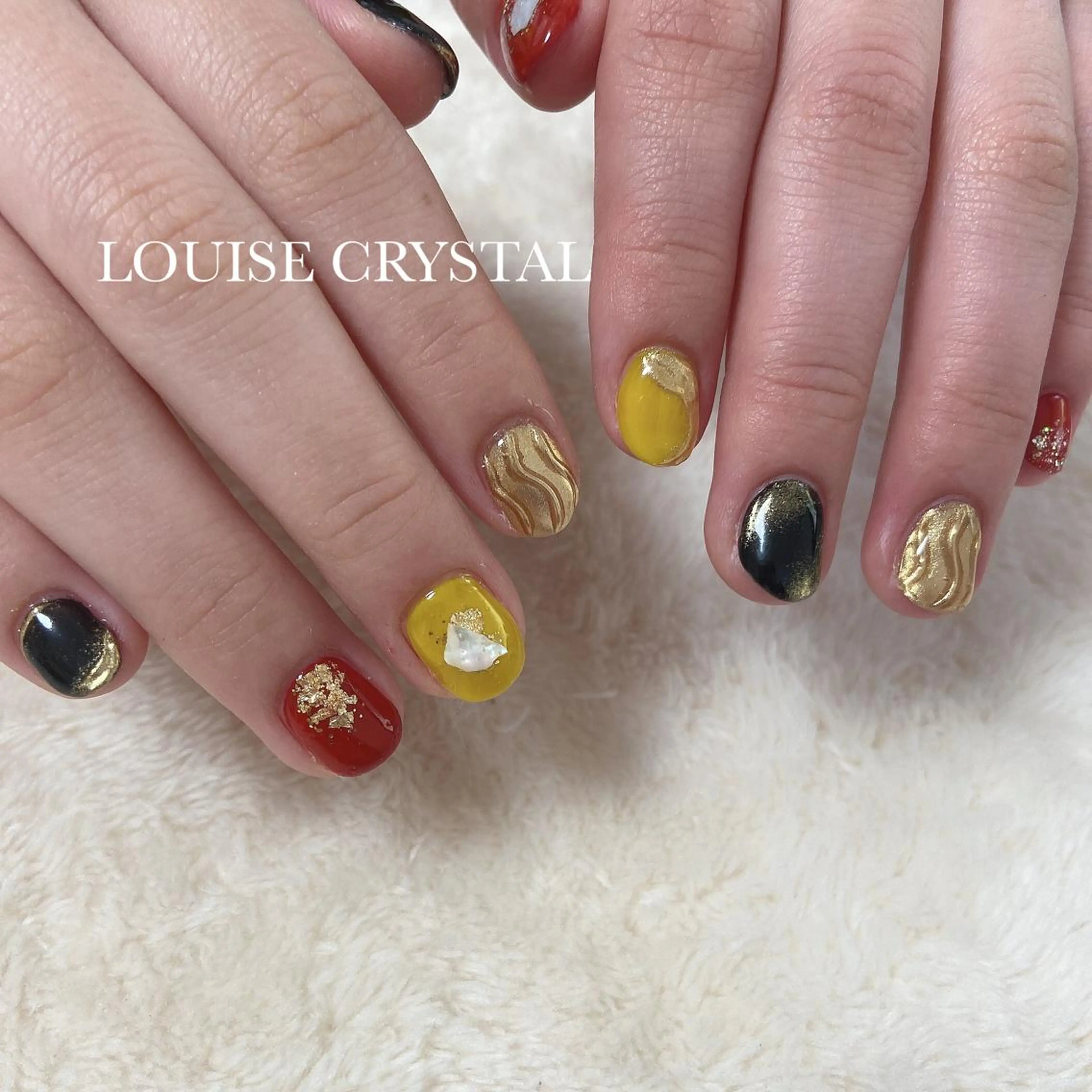 ネイル 卒業式 ハンドネイル LOUISE CRYSTALのネイルデザイン