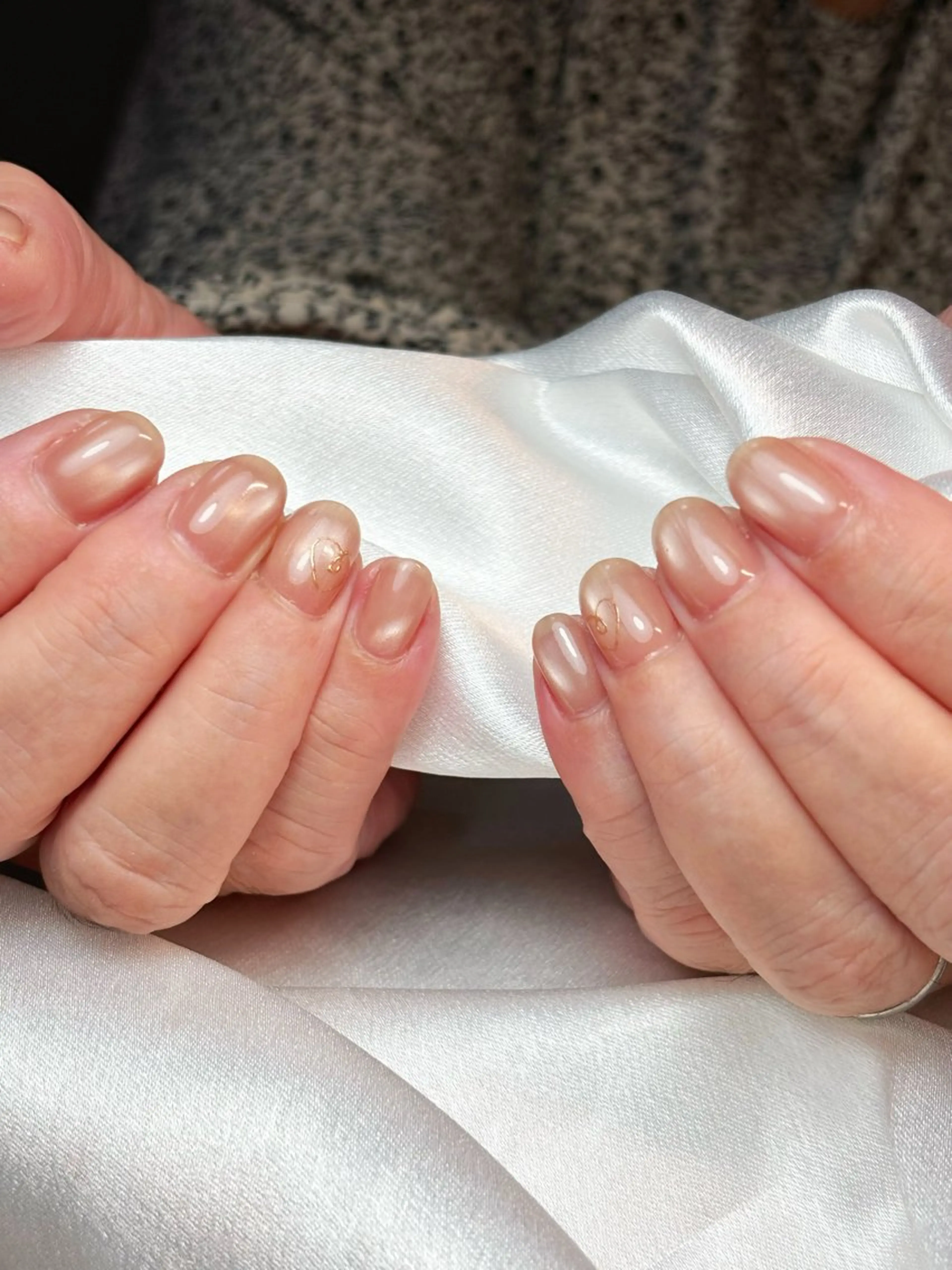 ショート ハンドネイル Revision nailsのネイルデザイン