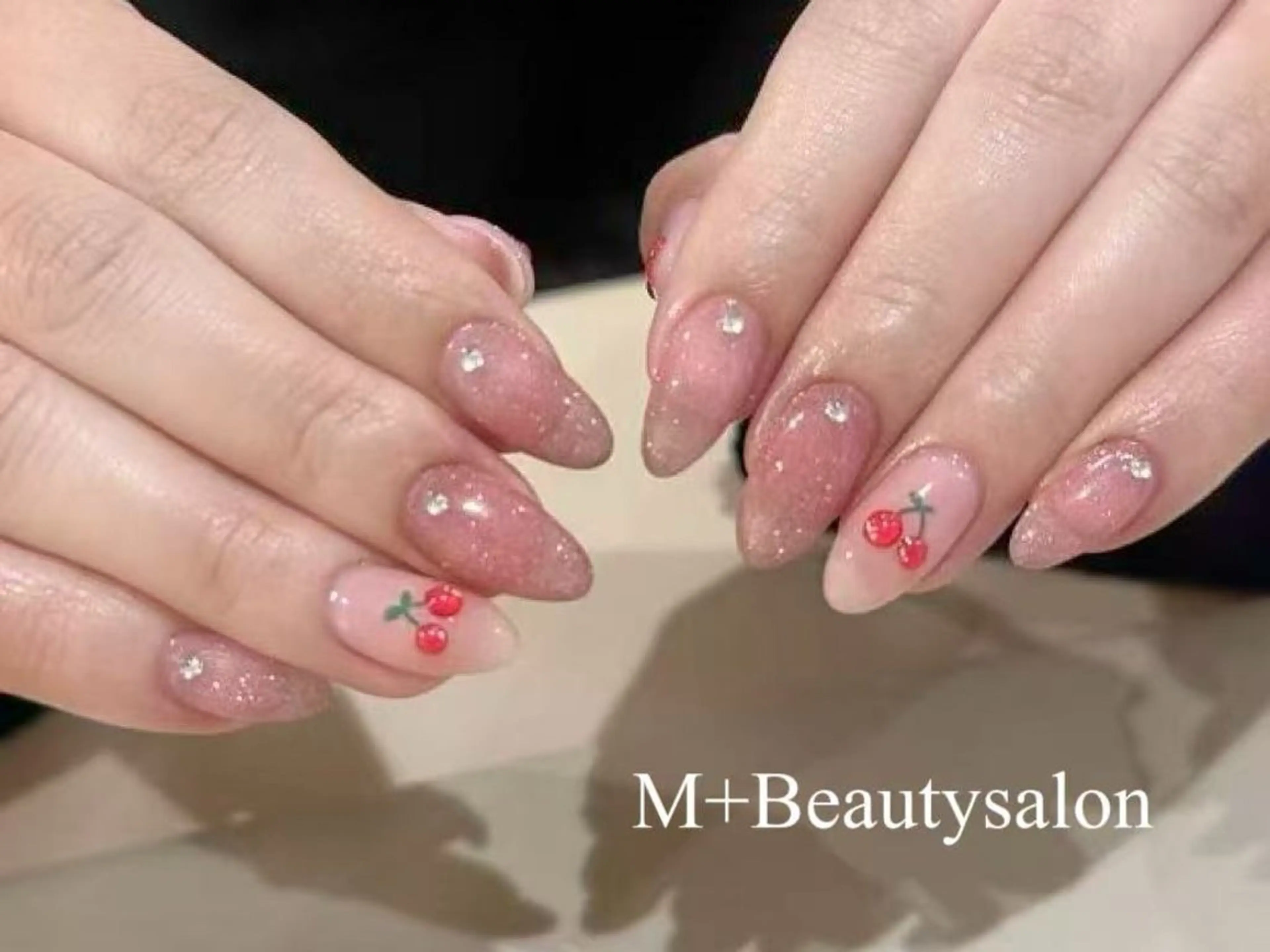 ネイル M+  Beauty Salonのネイルデザイン