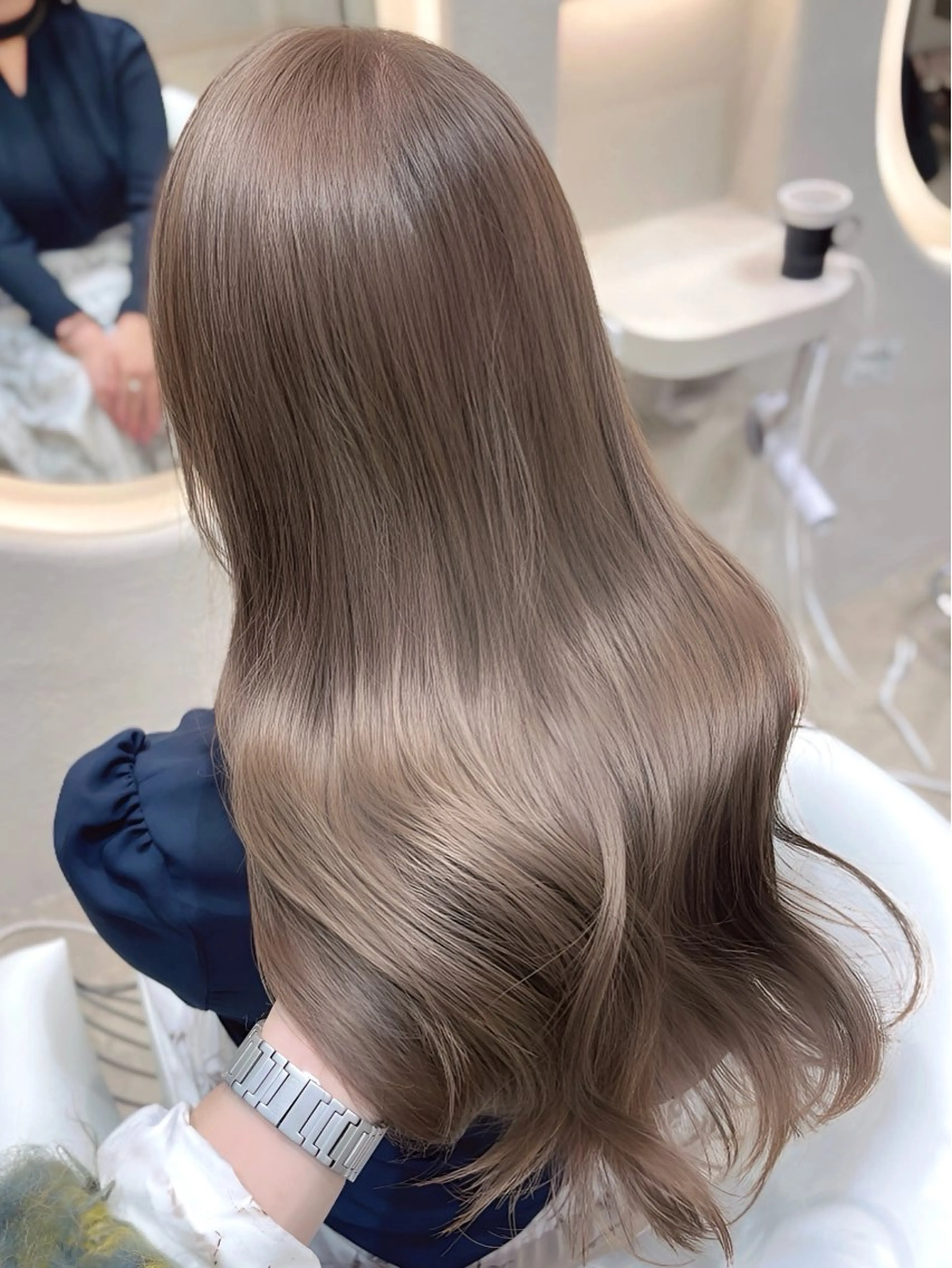 ロング カラー カット ヘアカラー トリートメント Ryoichi⛓️ 韓国ヘア/ハイトーンのヘアスタイル