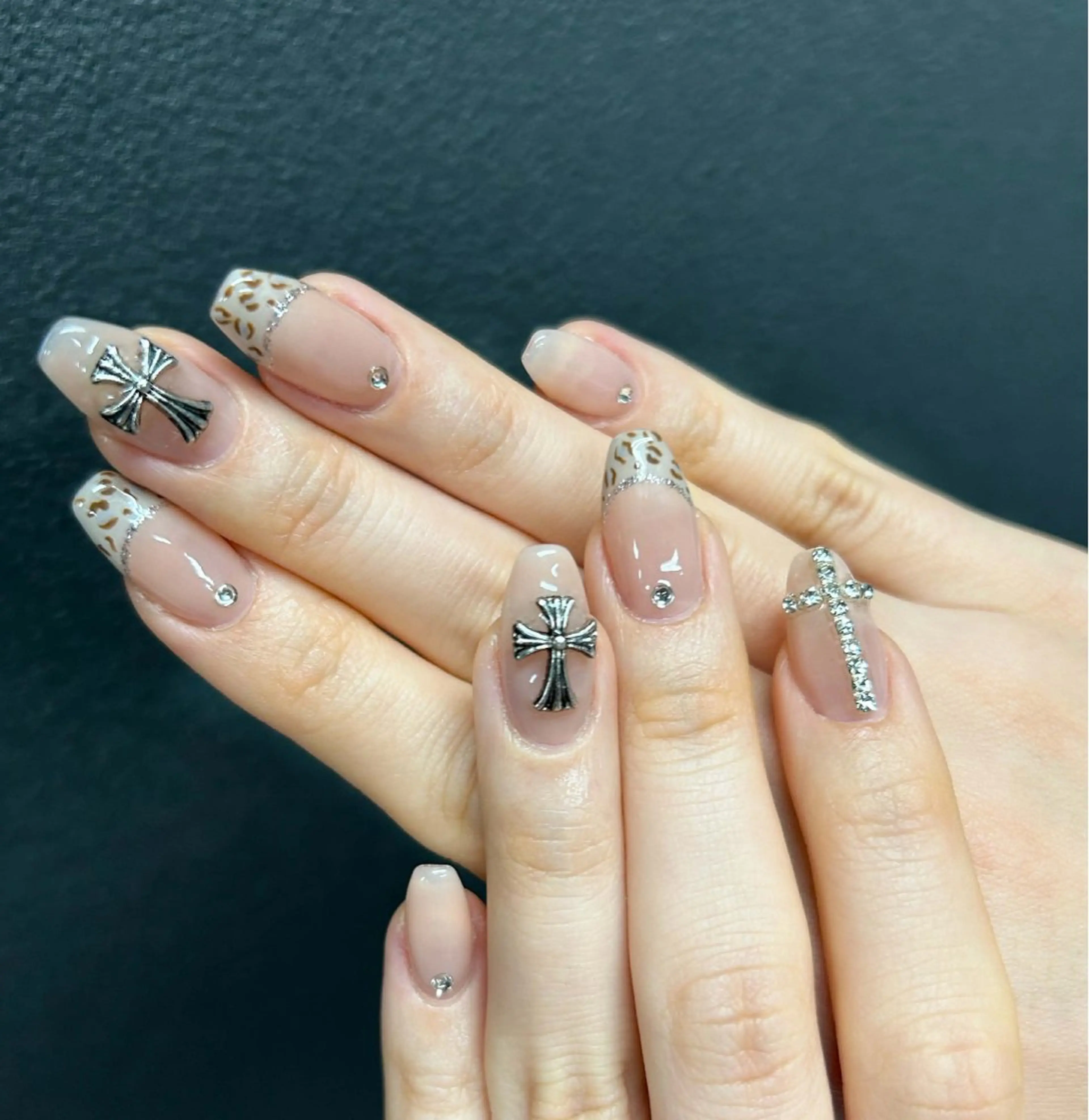 ネイル ハンドネイル Tini ANA.CHUOのネイルデザイン