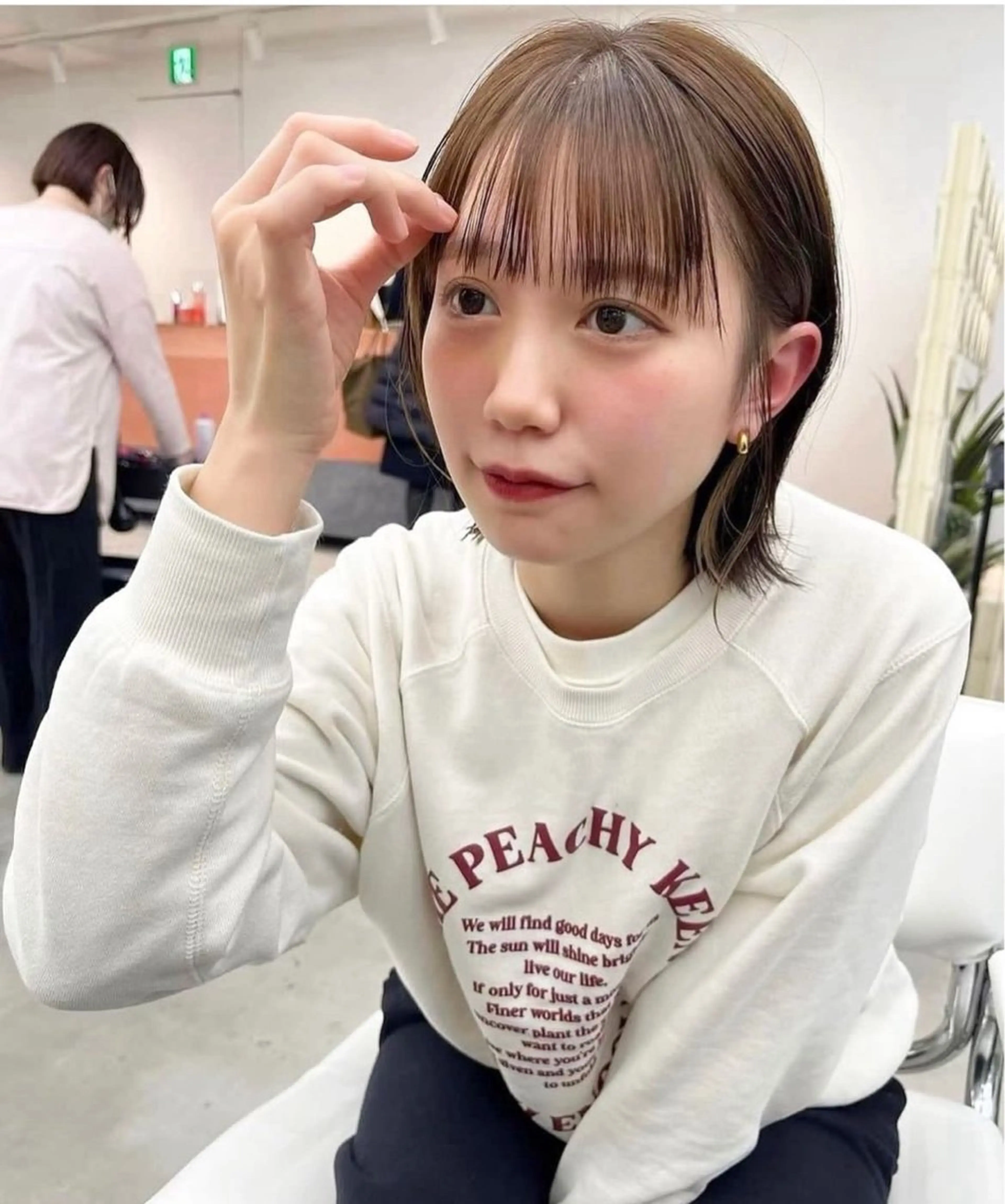 バングカット+前髪縮毛(前髪縮毛で綺麗な前髪をキープしませんか??)の写真