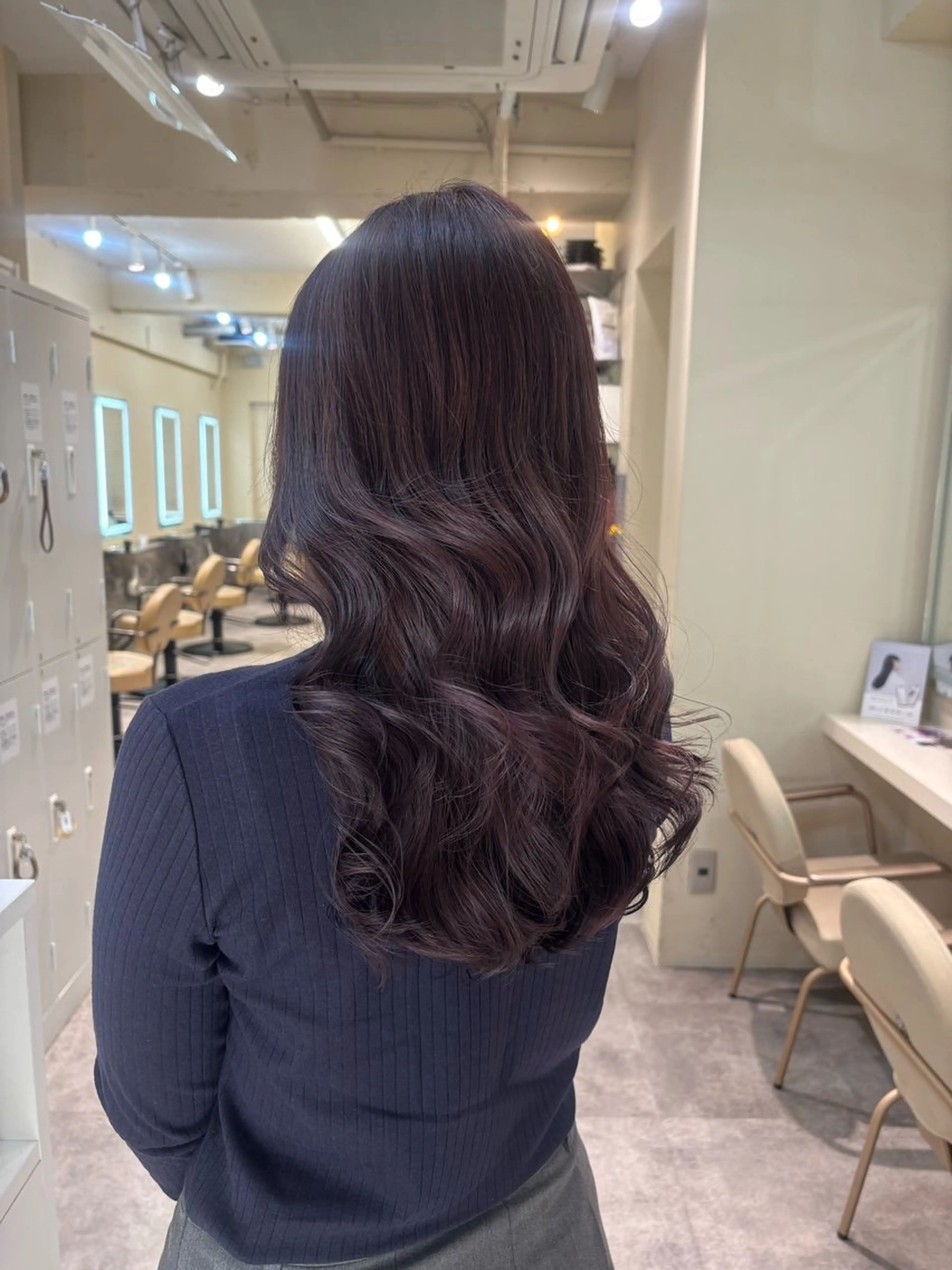 ロング 飯沼 美紅のヘアスタイル
