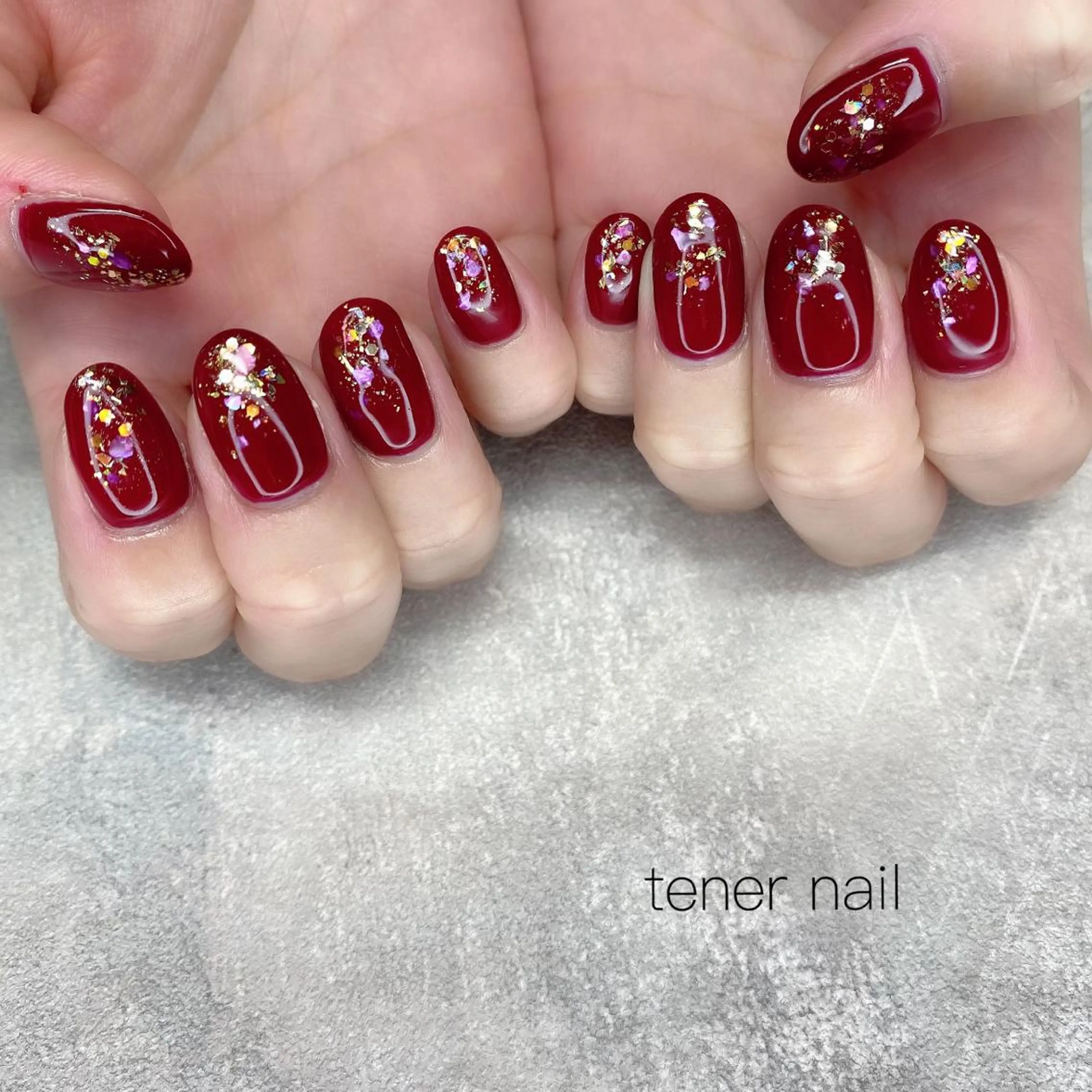 ネイル ボルドー キラキラネイル テネルネイル tener nailのネイルデザイン