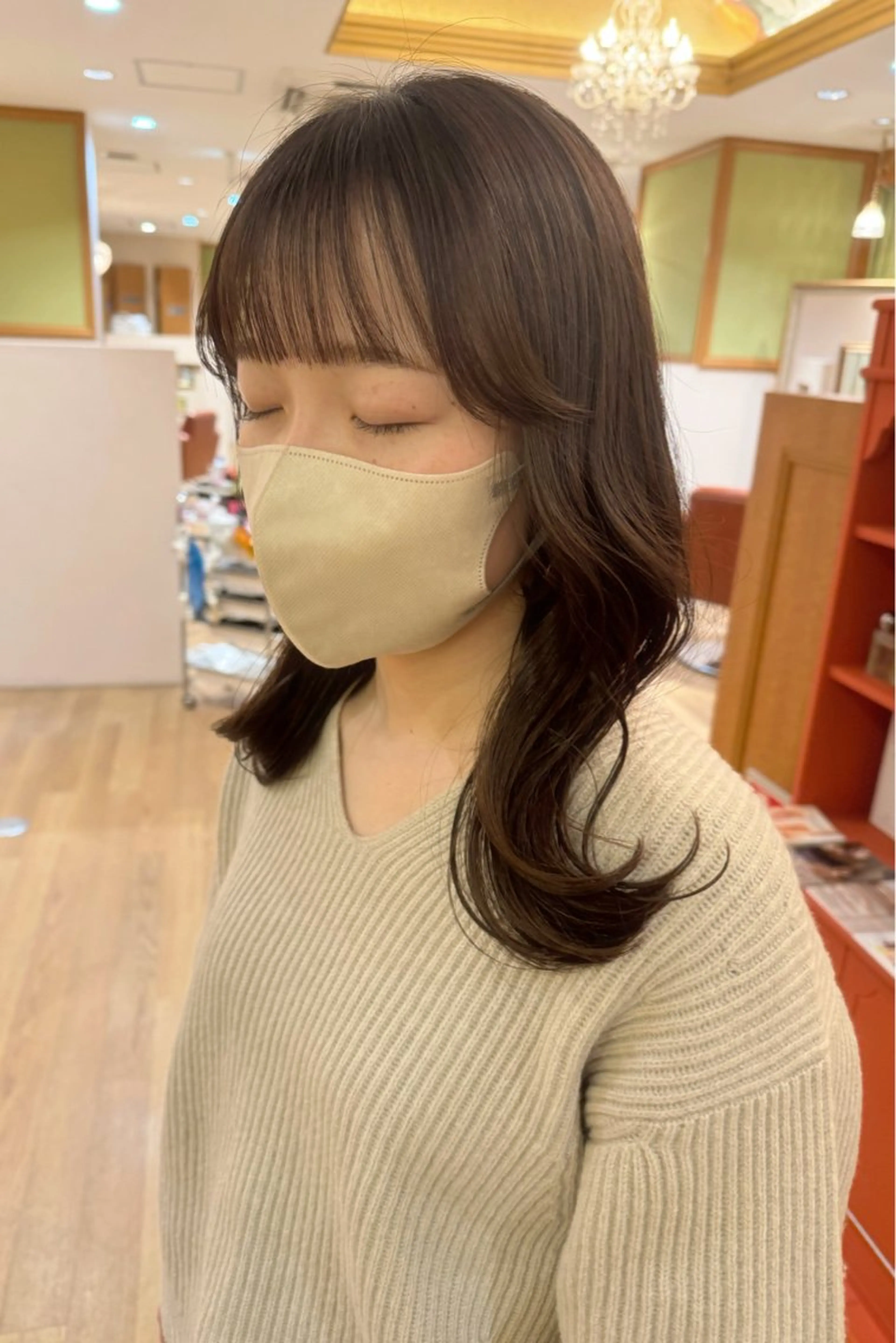 セミロング haruna🐈🎀 / Lita 4Fのヘアスタイル