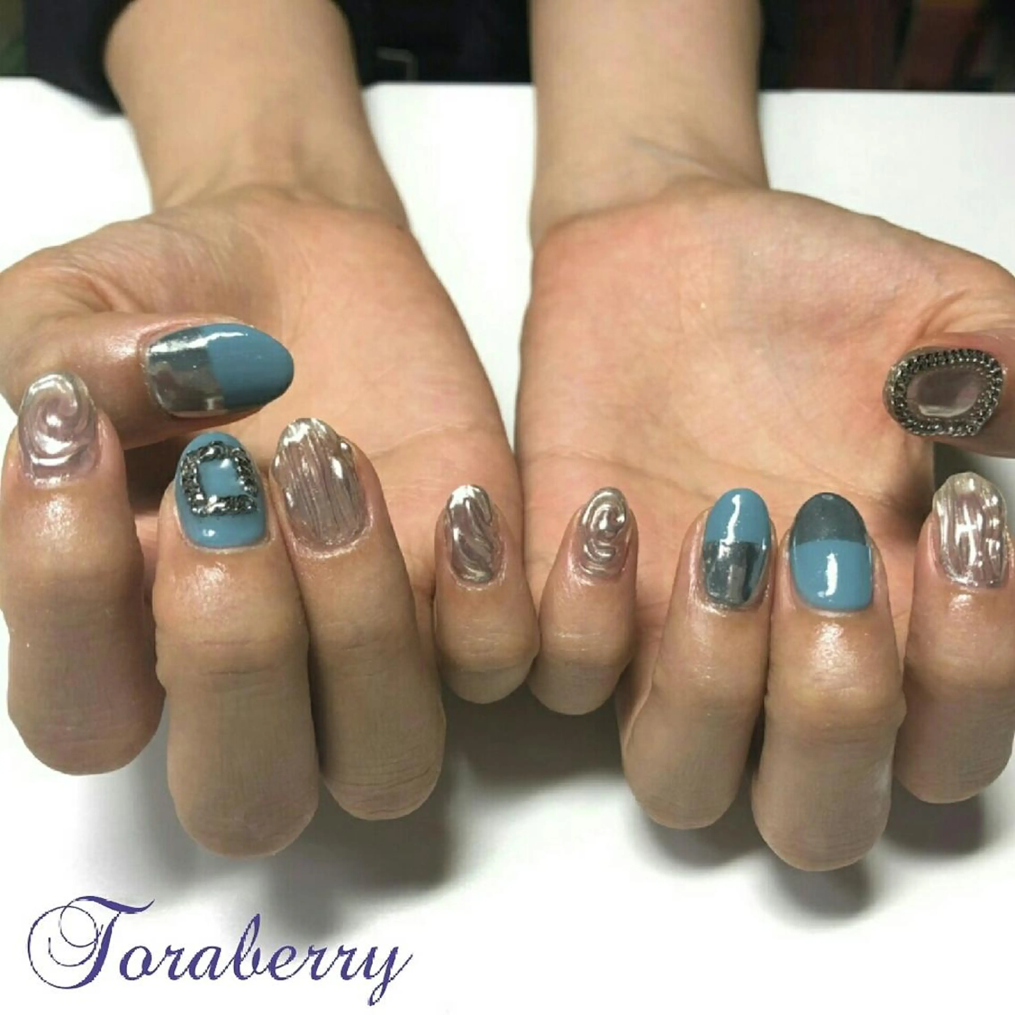 ネイル ミラーネイル ハンドネイル ネイリスト なつみのネイルデザイン