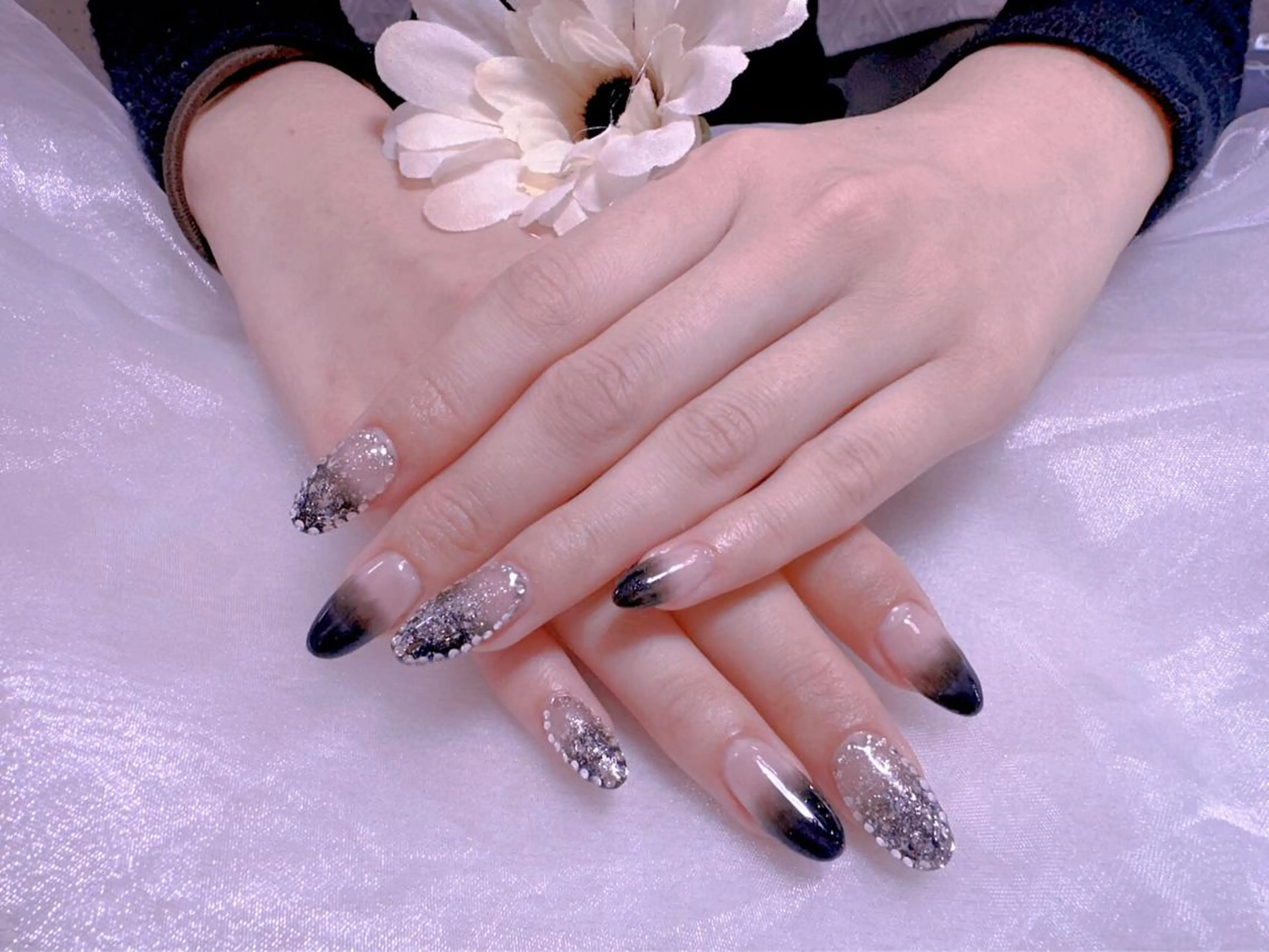 ネイル ハンドネイル VIVIAN リサのネイルデザイン