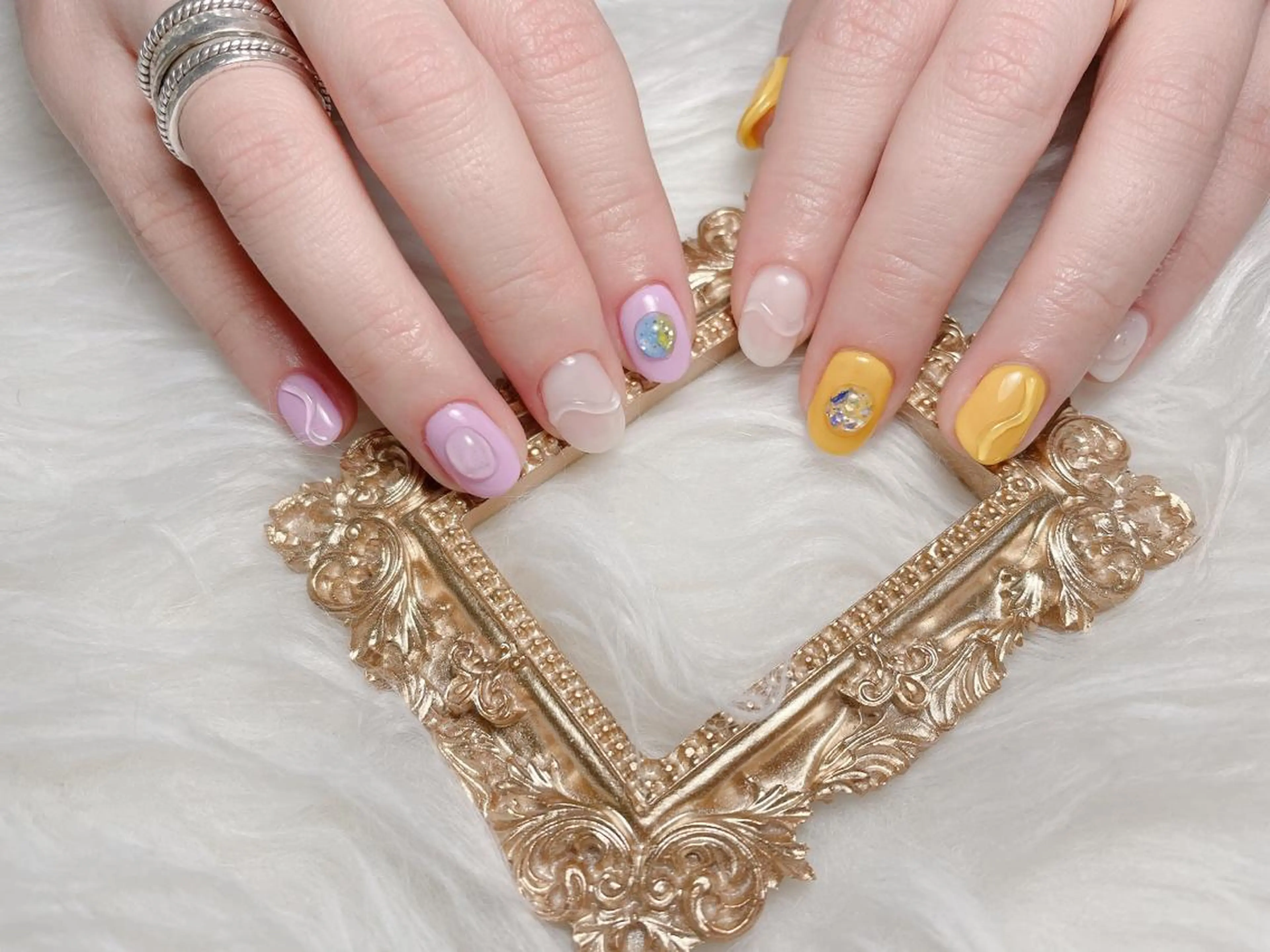 ネイル MiKi Nai池袋 長さだし得意のネイルデザイン