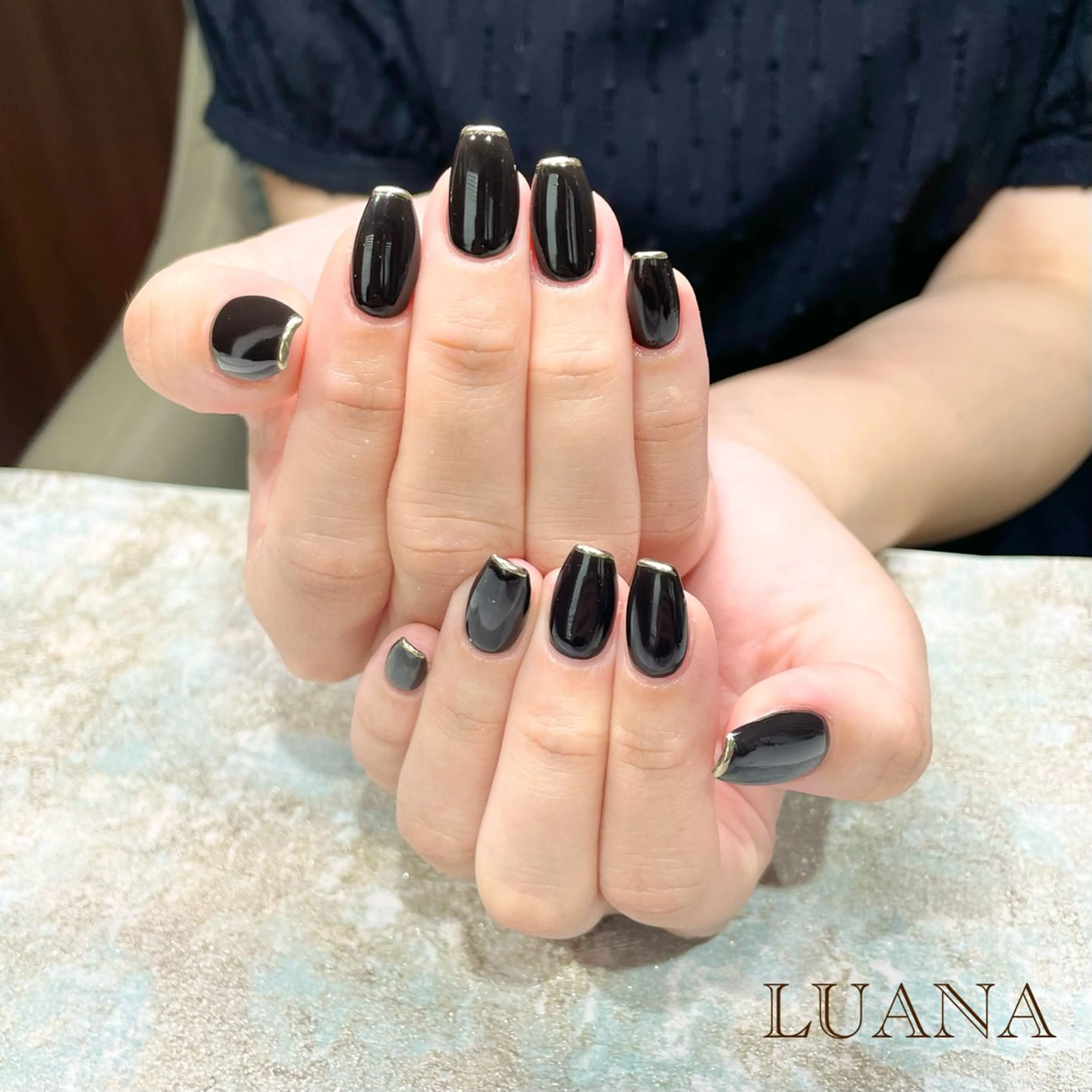 ミディアム LUANA 〜Eyelash&Nail〜所属・長崎 真帆のネイルデザイン