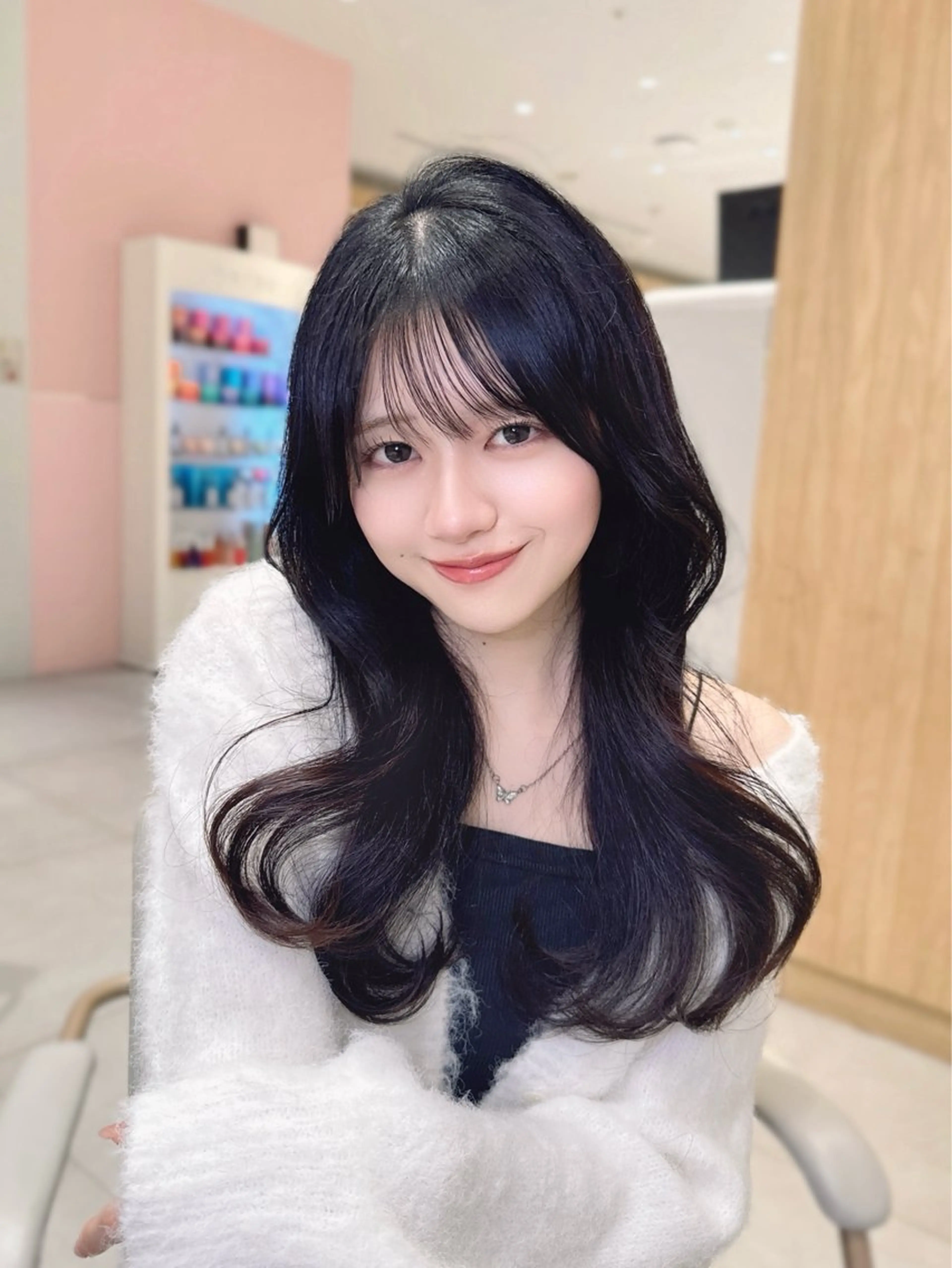 ロング カラー カット ヘアカラー トリートメント ヘッドスパ ヘアセット 韓国ヘア/レイヤー/ 顔まわり/りょーとのヘアスタイル