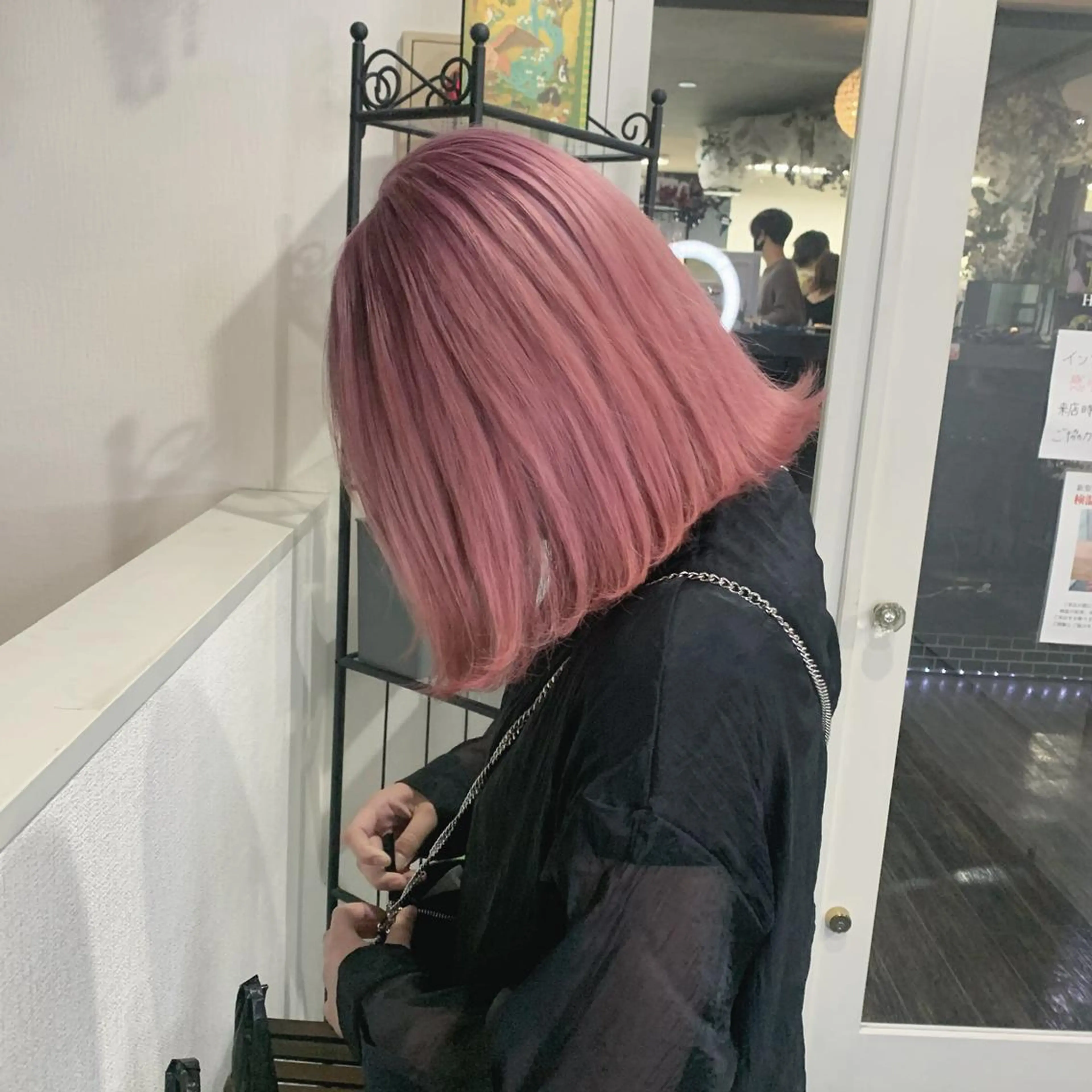 ショート カラー ピンクカラー ヘアカラー 袴田 伊代のヘアスタイル