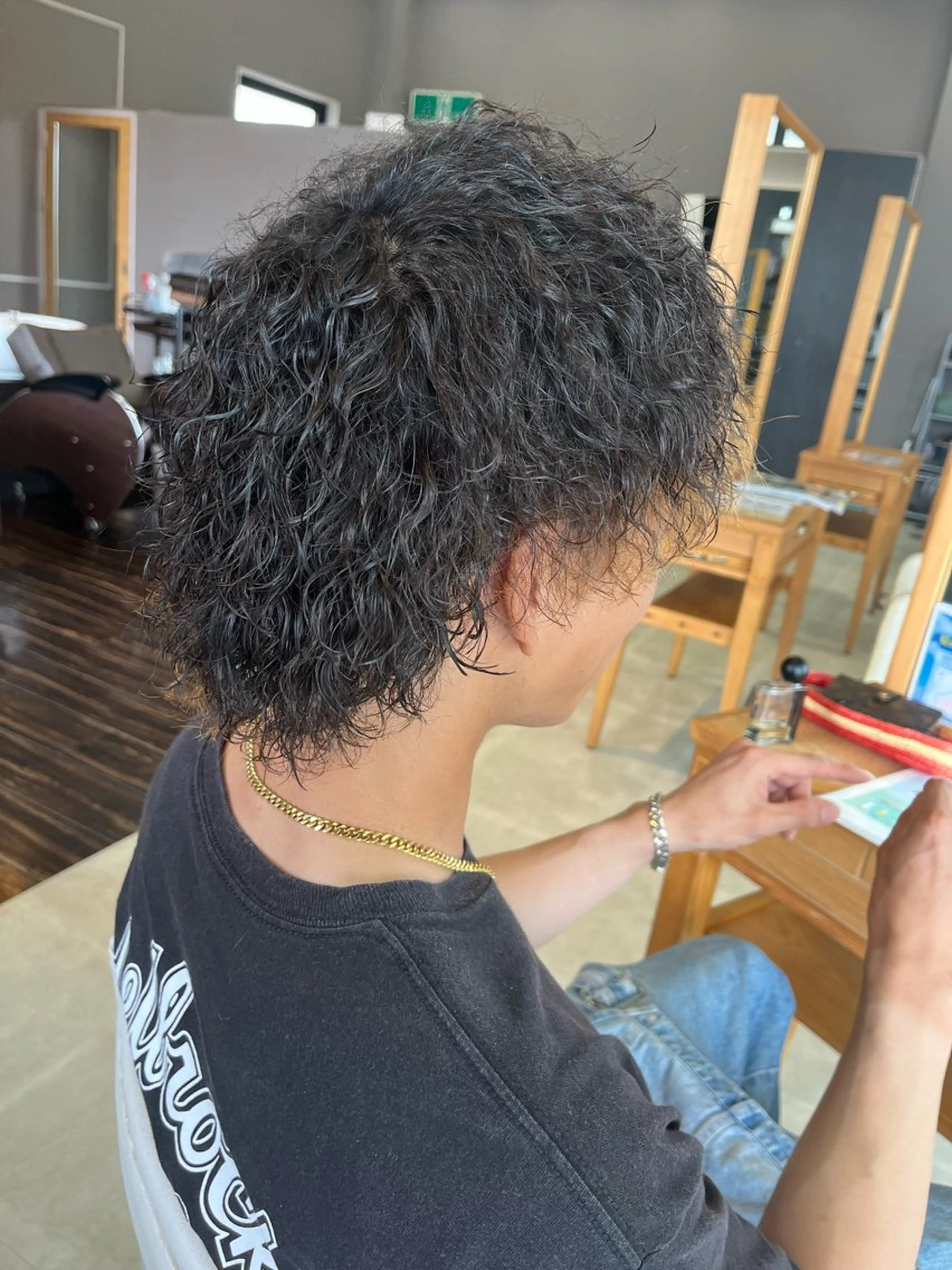 ミディアム カット パーマ メンズ特化✨パーマス タイル大得意安田海斗のヘアスタイル