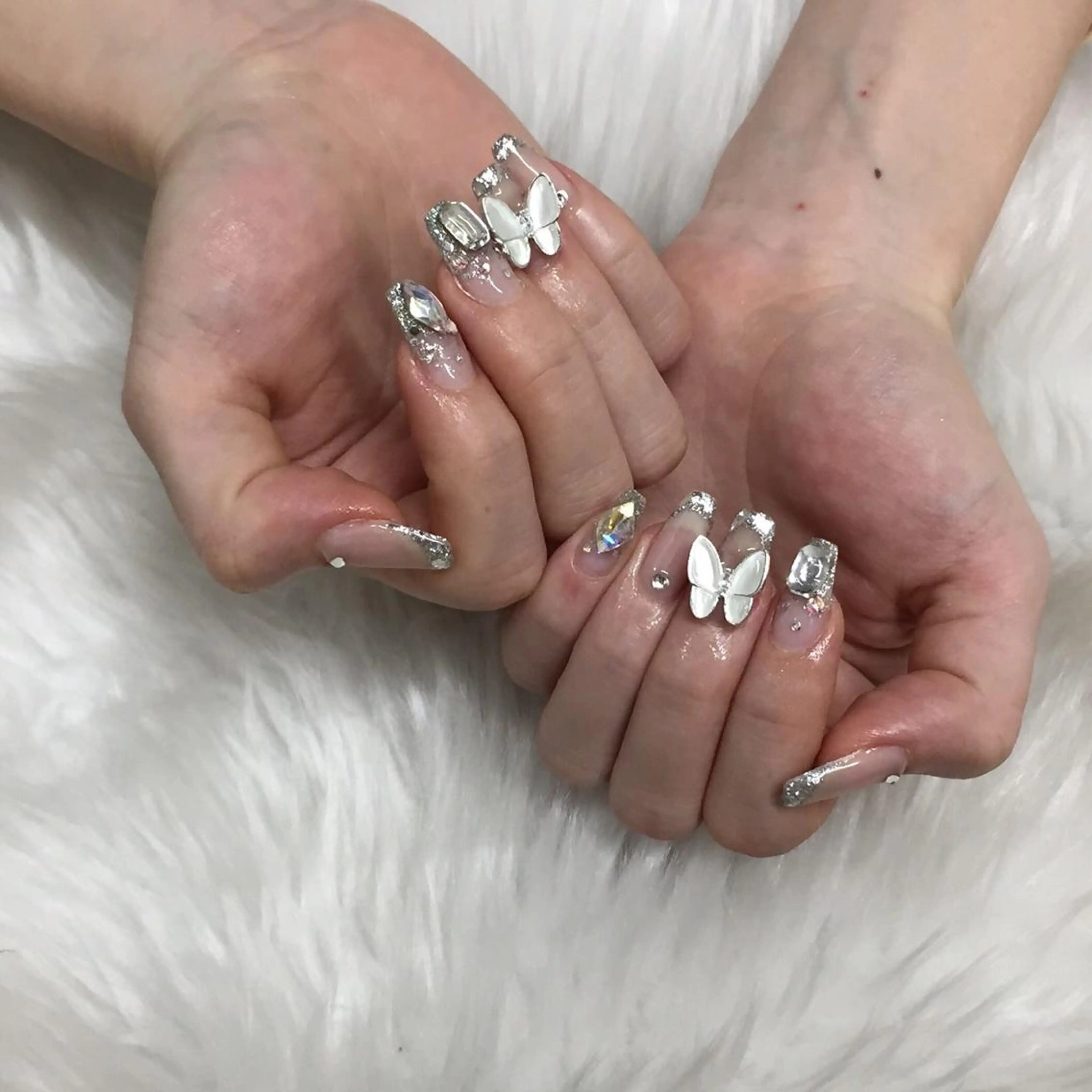 ネイル 【やり放題専門店】 スカルプ&長さ出しのネイルデザイン