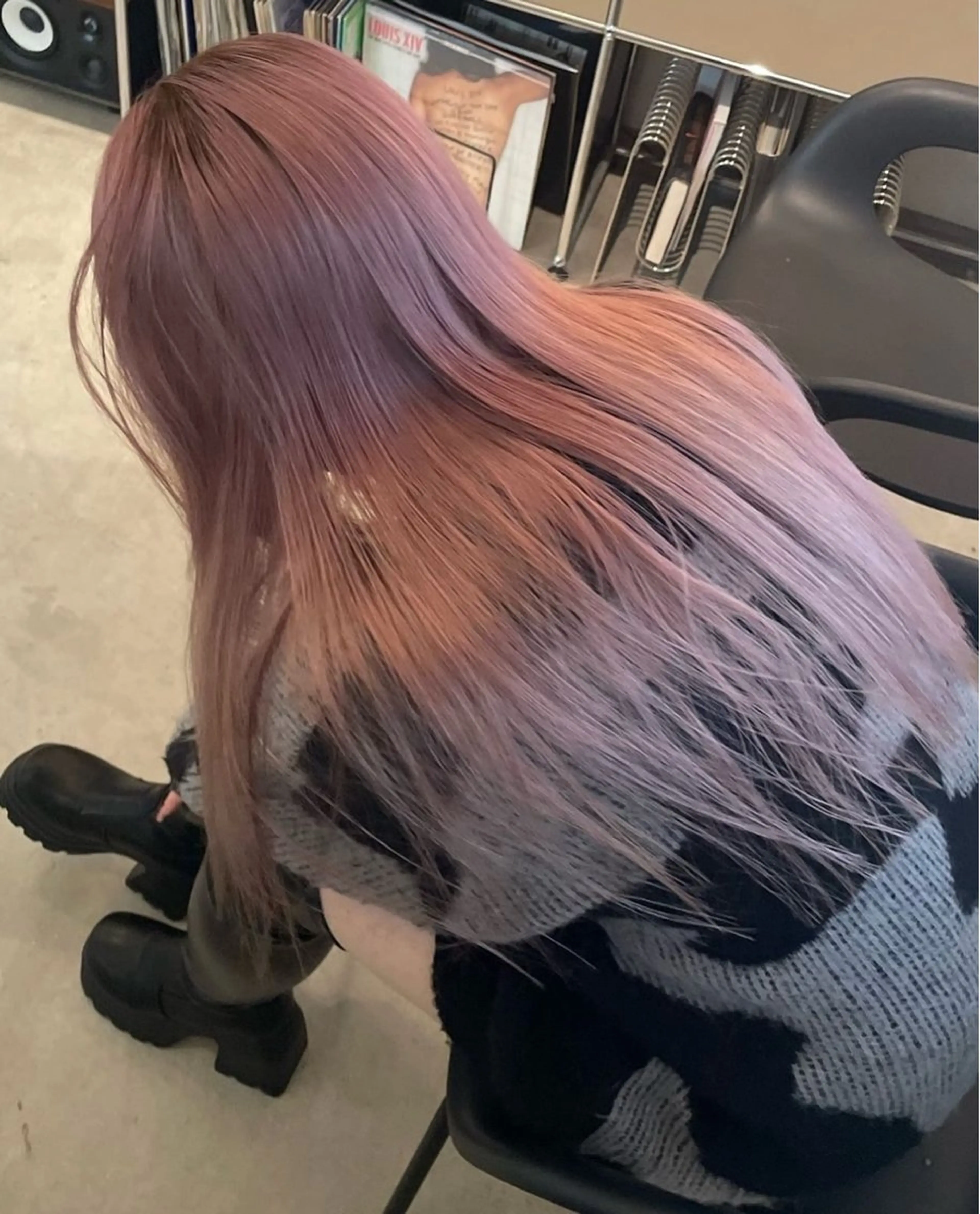 ロング カラー ピンクカラー Ravo所属・キラ/ハイトーン/ 天神美容室のヘアスタイル