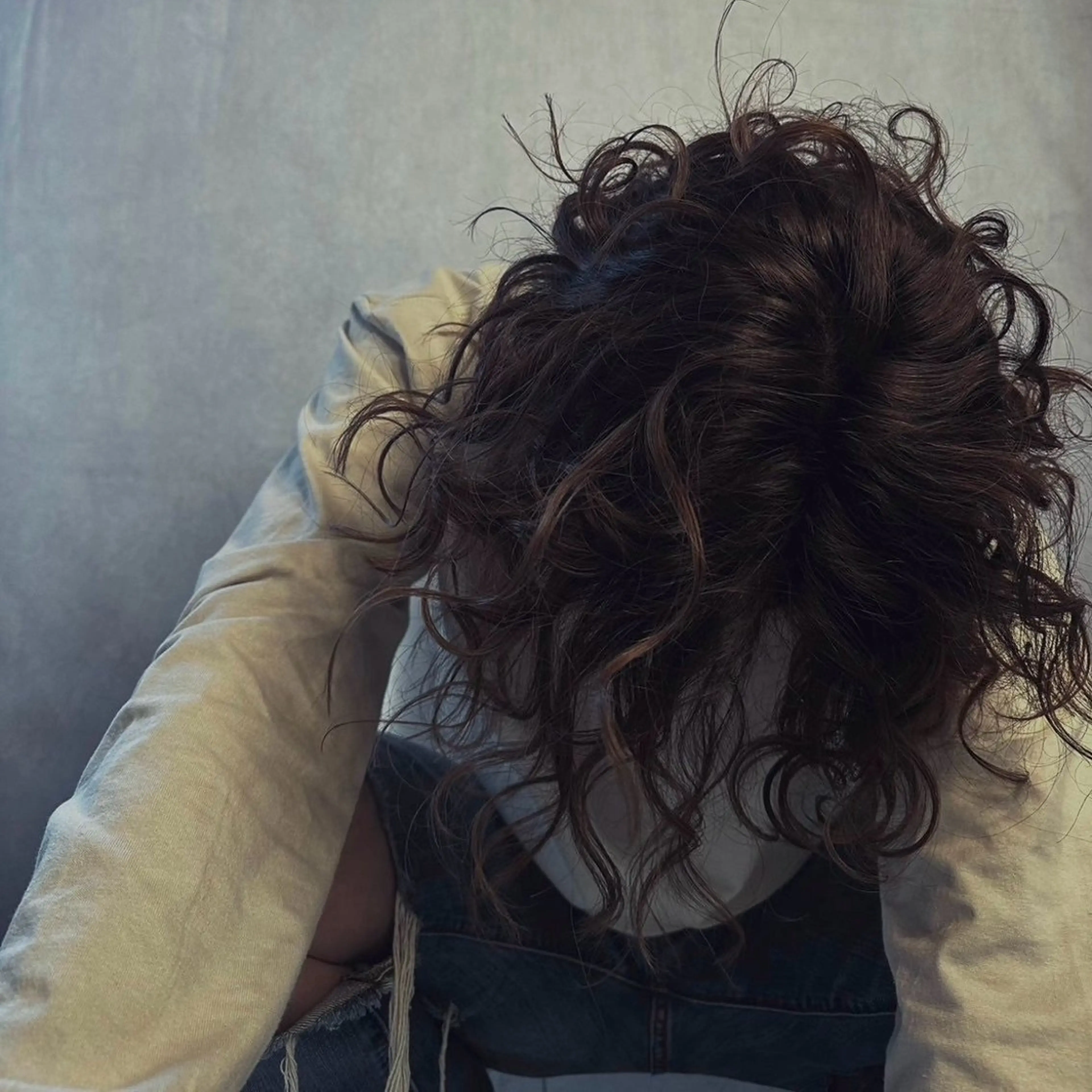 セミロング メンズ カット パーマ RACCOON.TOKYO 渋谷店所属・メンズカット特化🐺 ウルフ[店長]置塩祥のヘアスタイル