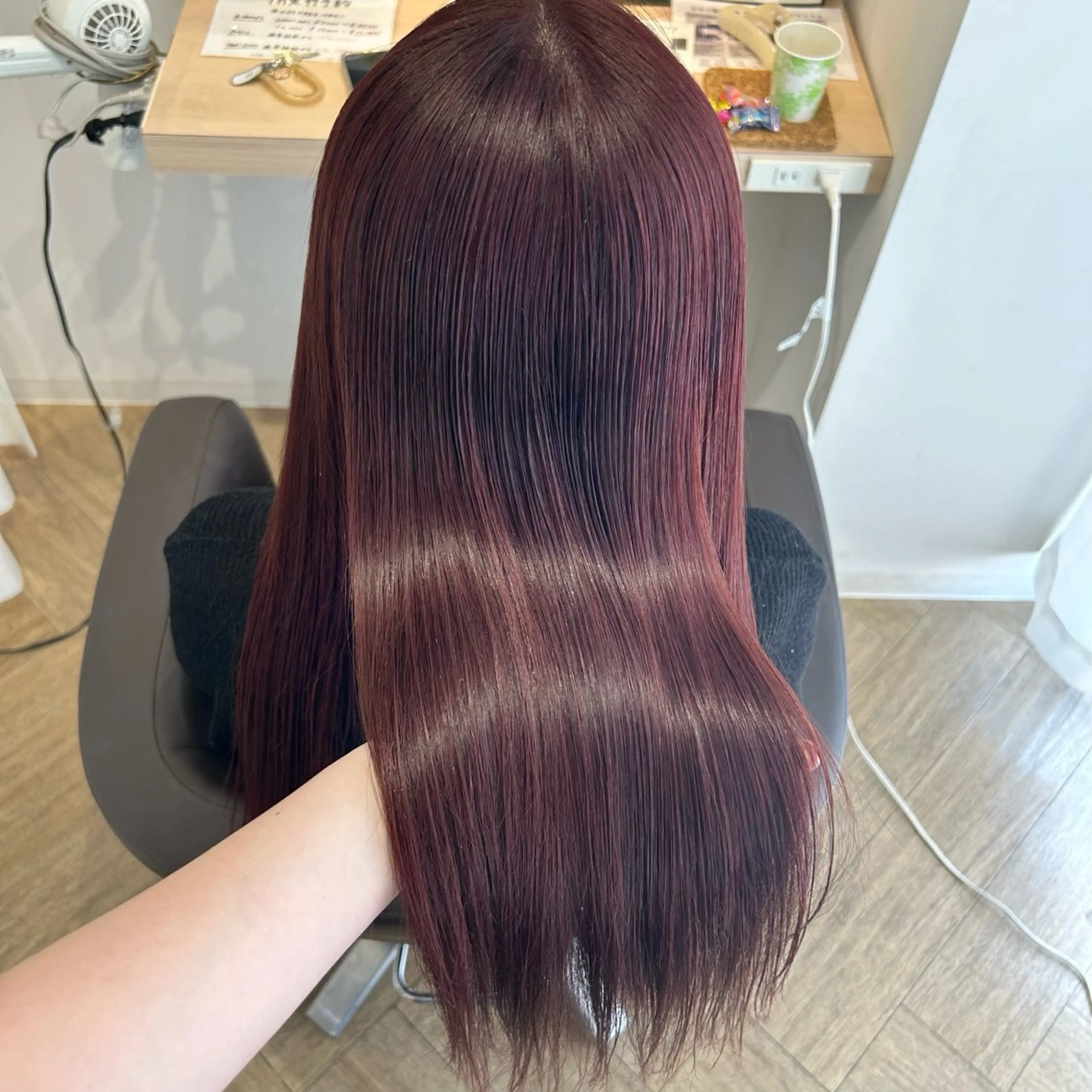 ロング カラー カット ヘアカラー トリートメント 砂野 真璃奈のヘアスタイル