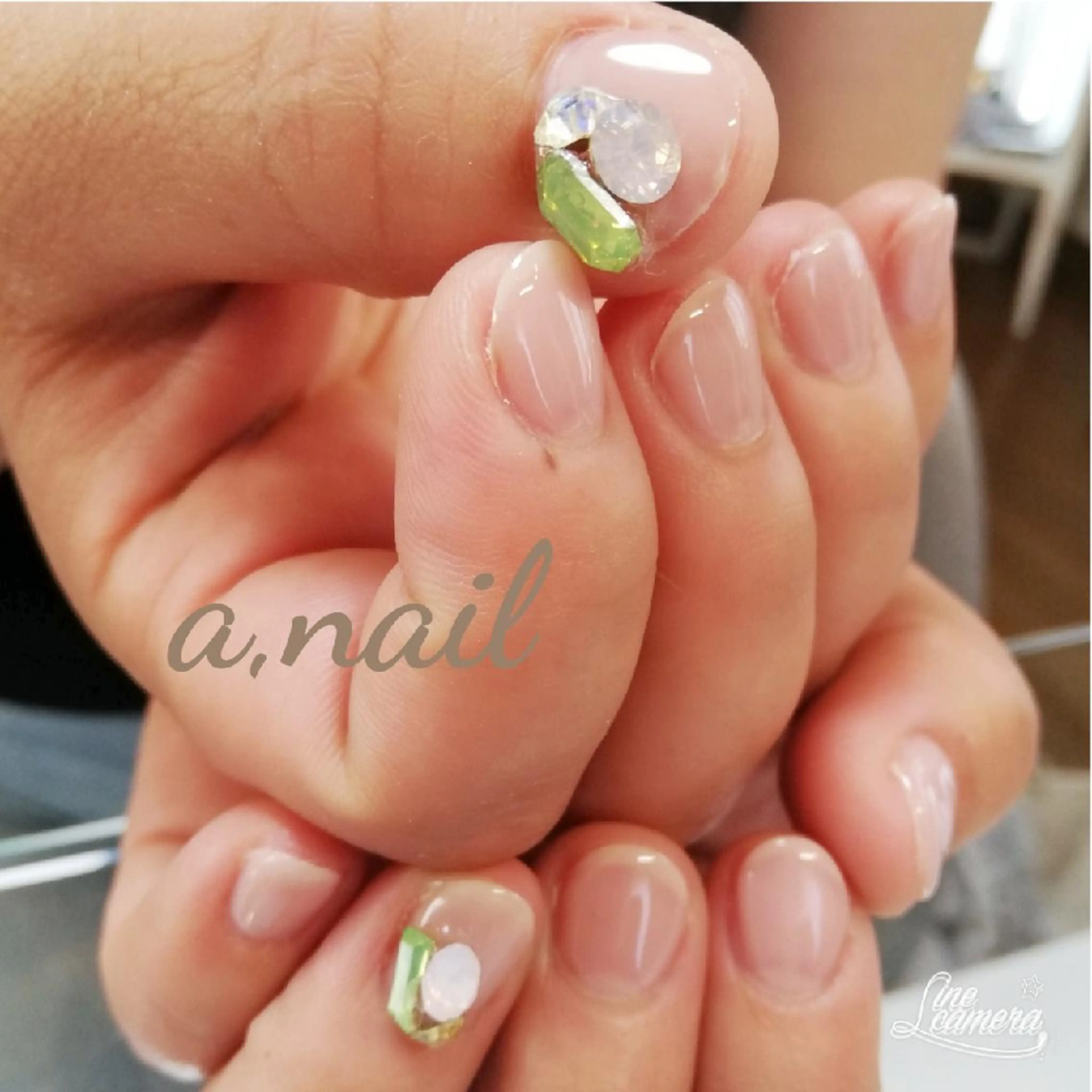 ネイル キラキラネイル ハンドネイル ネイルサロン エーネイルのネイルデザイン