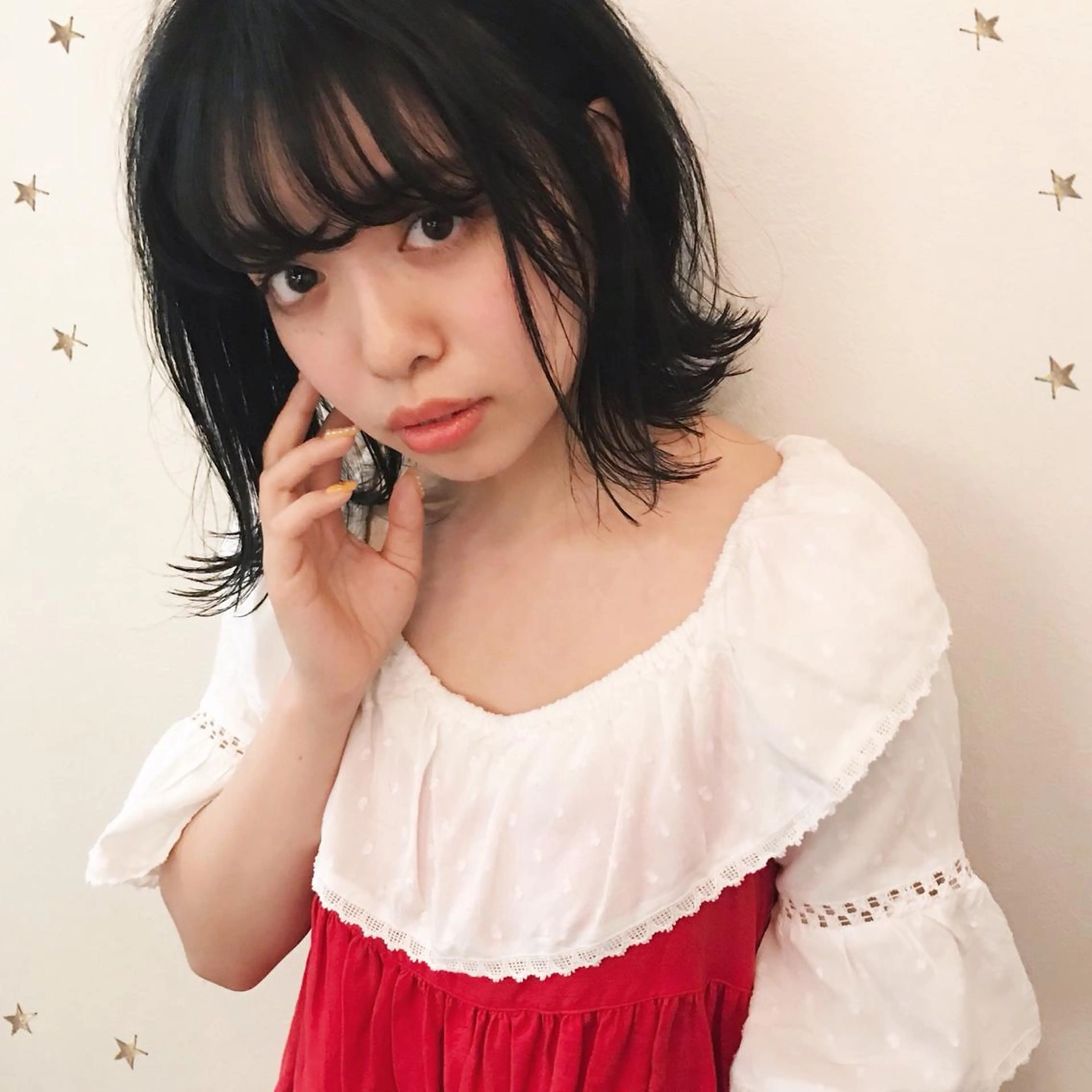 ミディアム カラー 市川 千夏のヘアスタイル