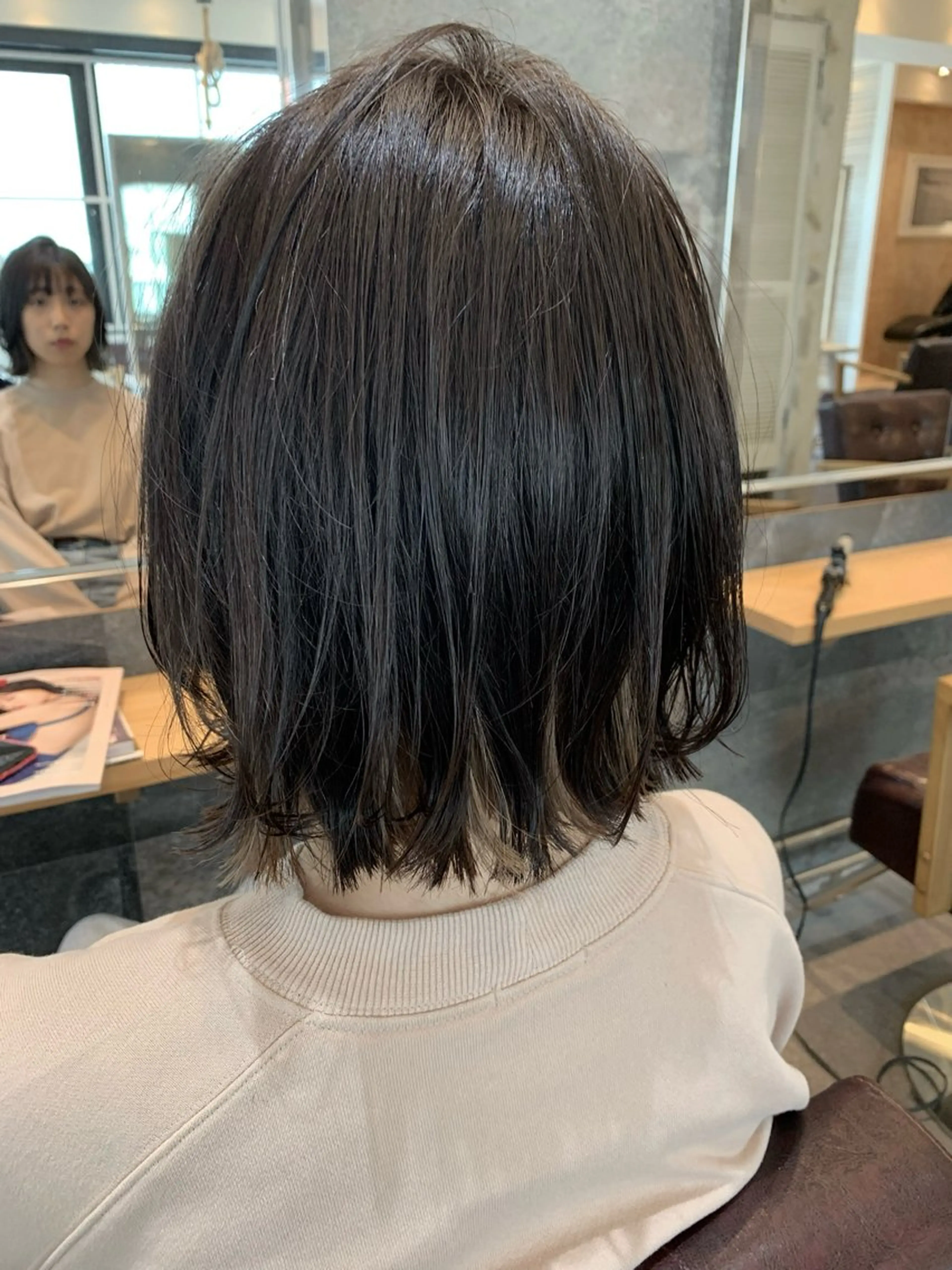 ショート カラー AUBE hair ales福岡平尾店所属・塚本 昂のヘアスタイル