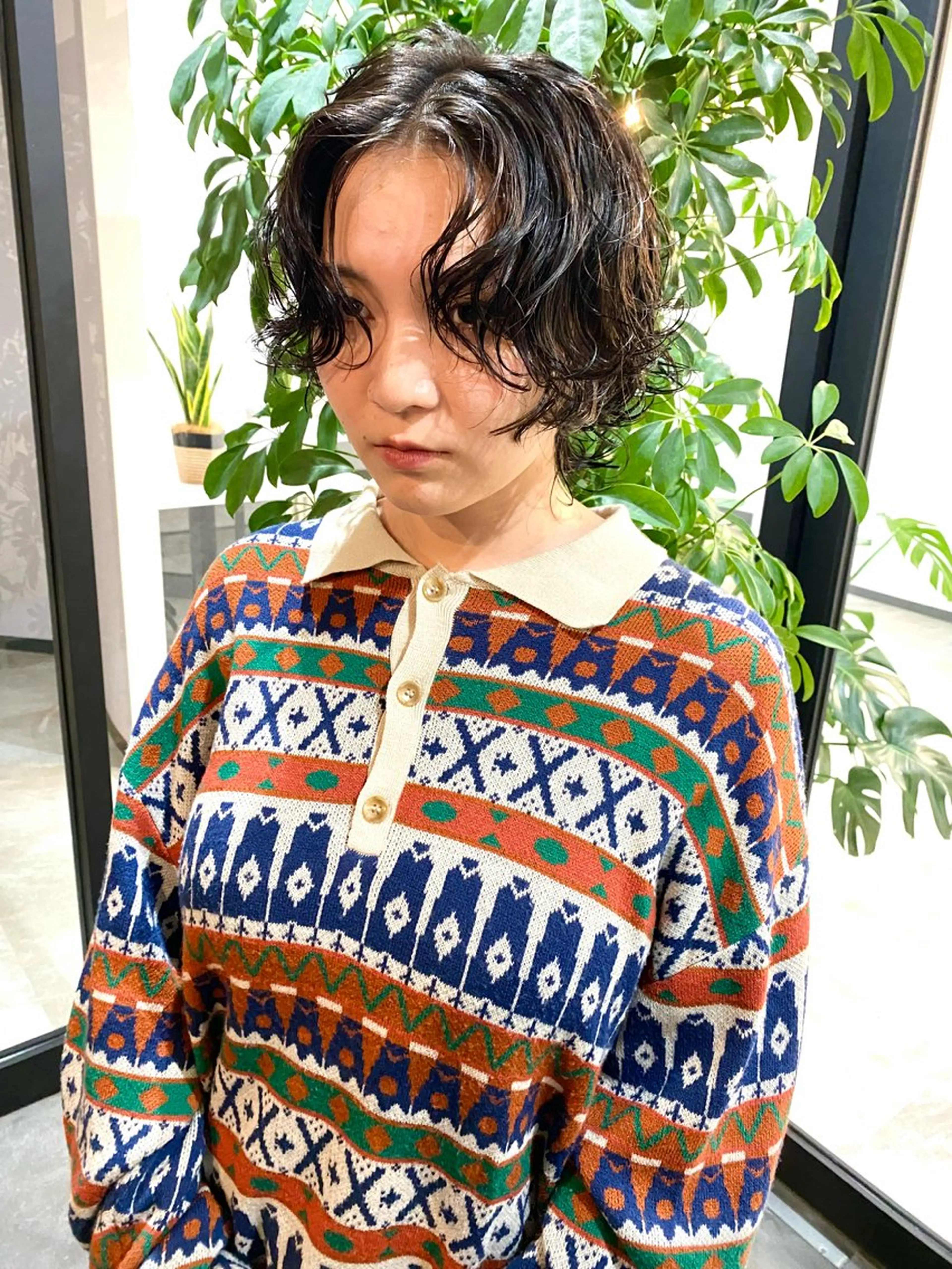 ショート パーマ ヘアアレンジ 顔まわりレイヤー 顔周りカット 髪質改善 レイヤーカット ショートヘア カット パーマ 新井 広之のヘアスタイル
