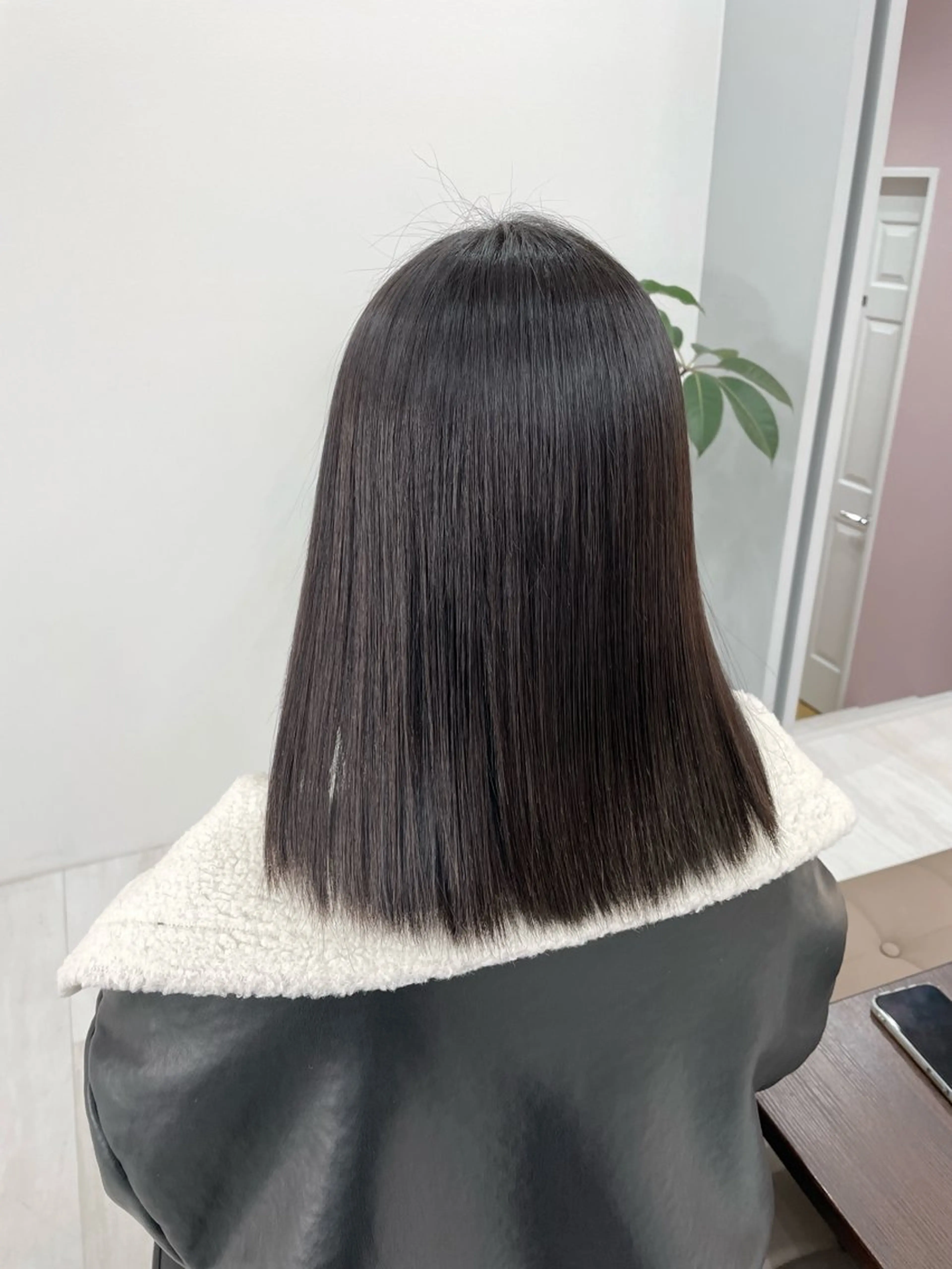 ミディアム カット 縮毛矯正 トリートメント 高岡/EARTH みお/シールエクステのヘアスタイル