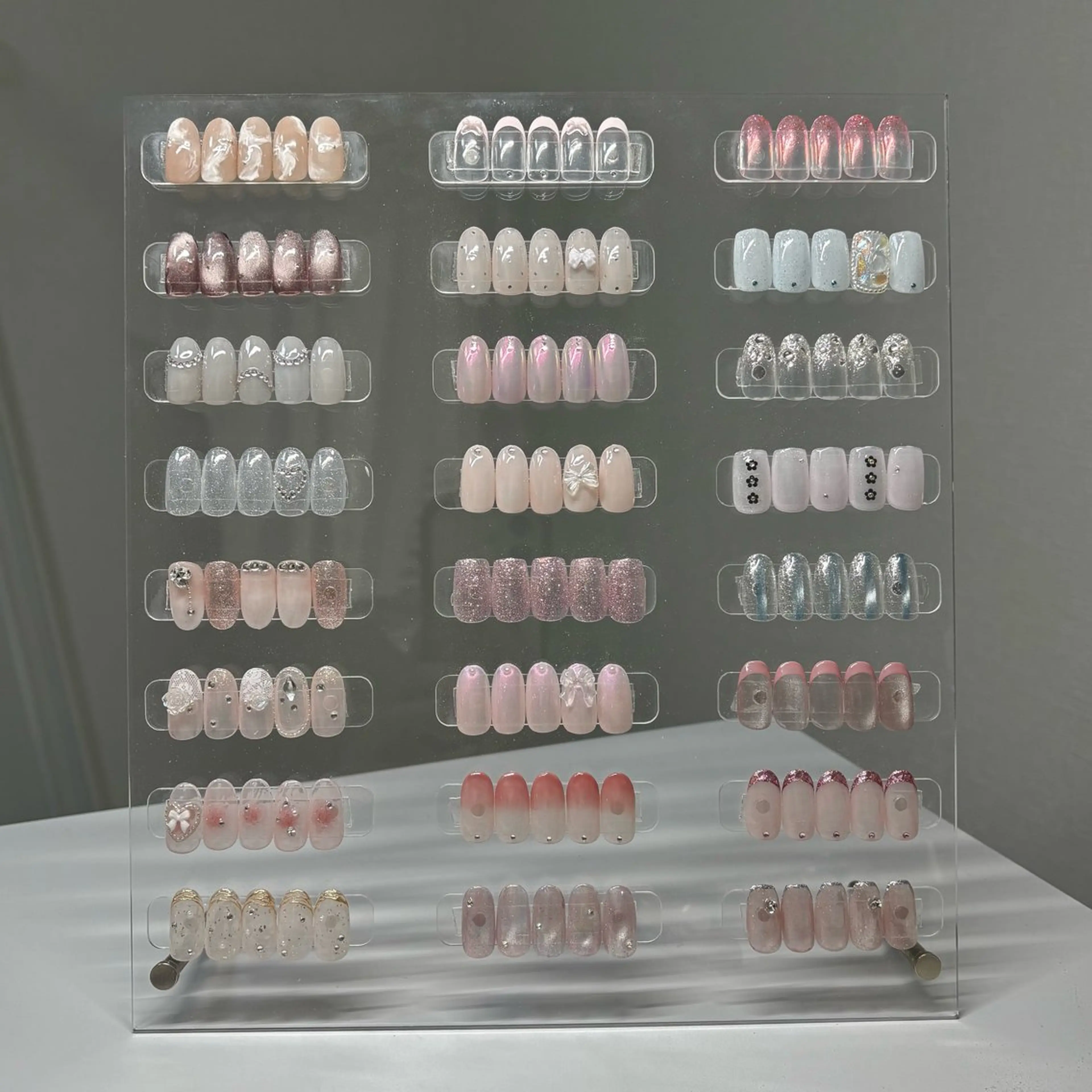 ネイル ハンドネイル Gemini Misakoのネイルデザイン