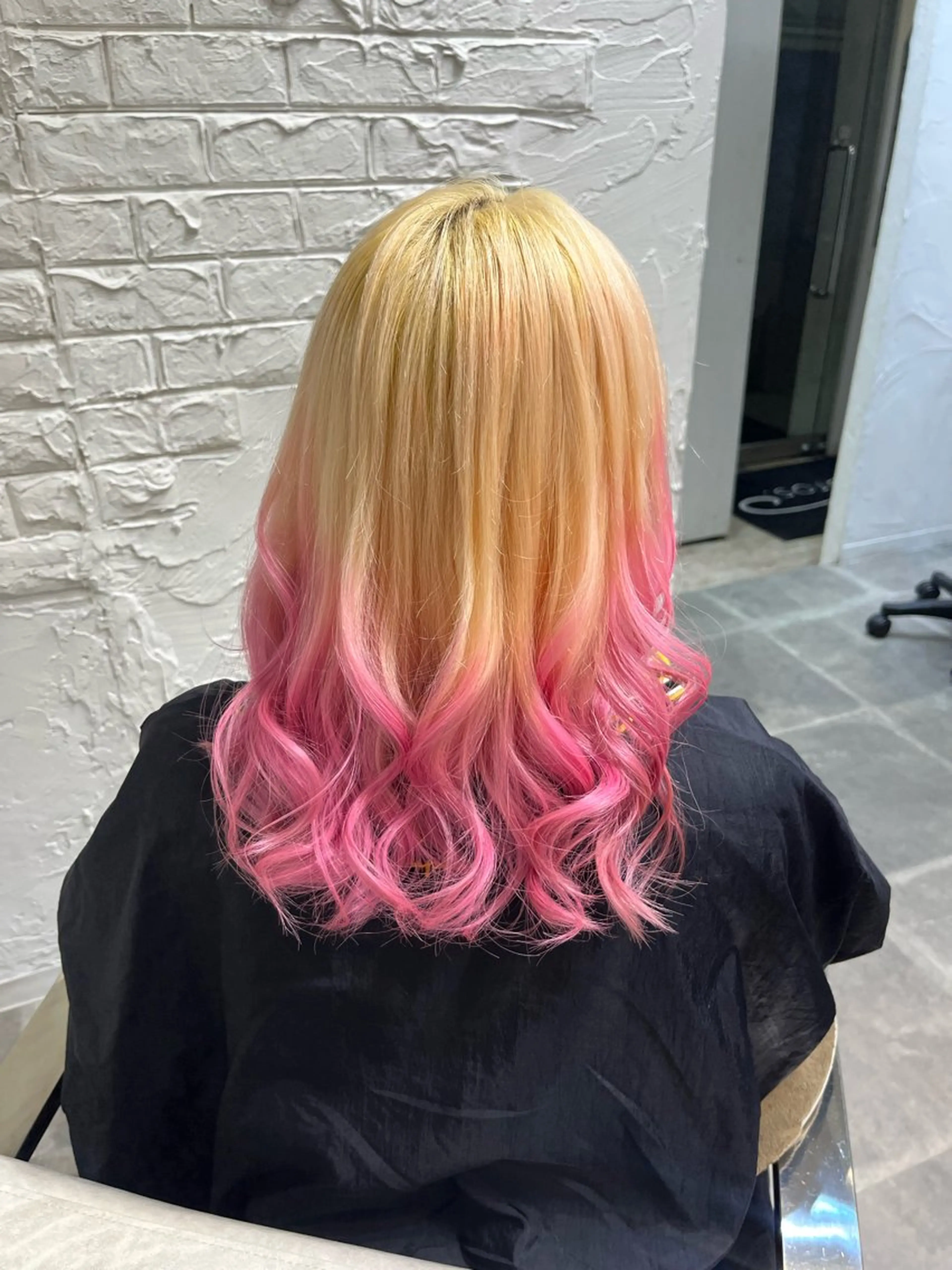 ミディアム カラー ヘアカラー uros.所属・🩵aiko / モデル募集中️🩵のヘアスタイル