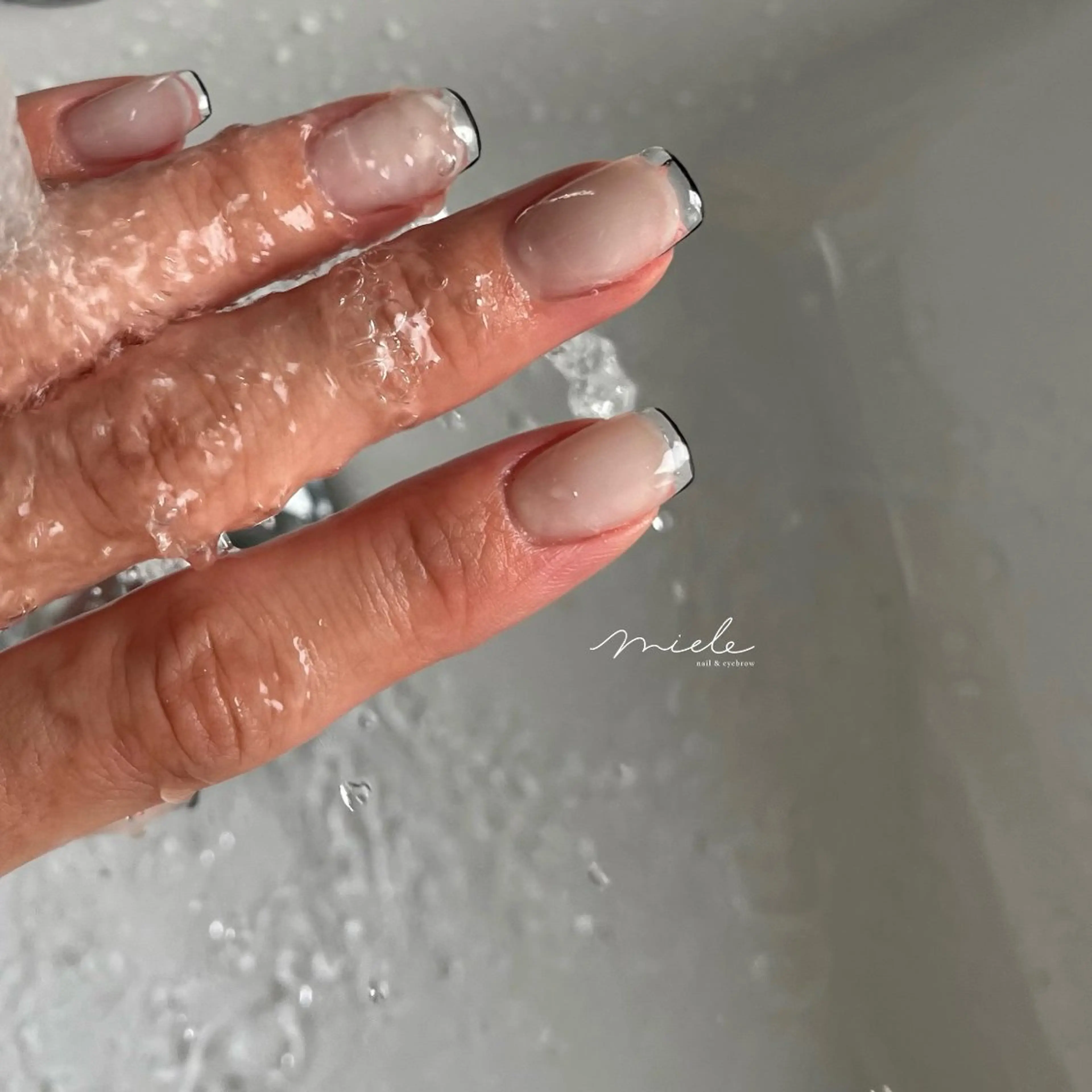 ネイル クリアネイル フレンチネイル ハンドネイル miele【ミエレ】 海外シンプルデザインのネイルデザイン