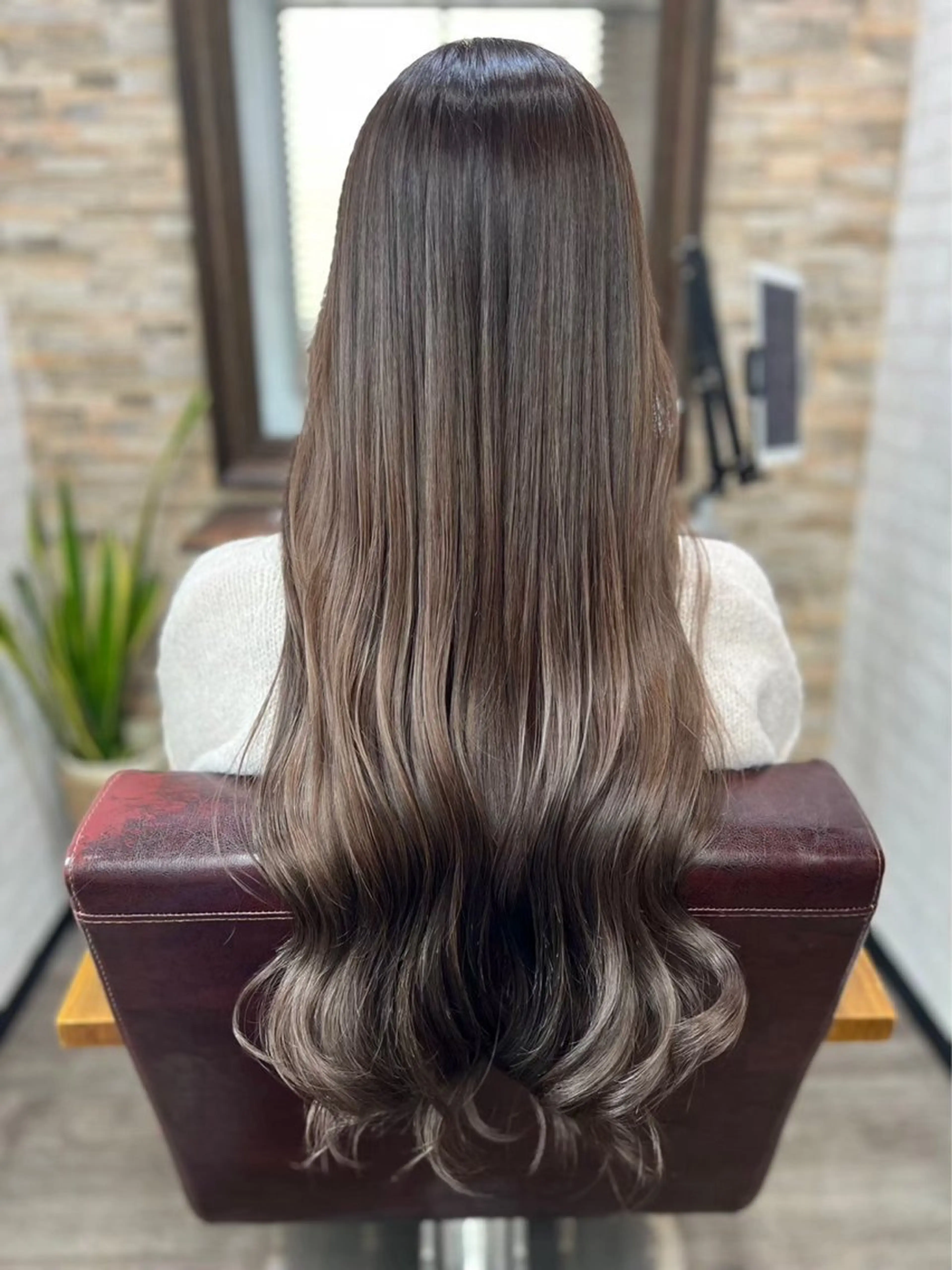 カット＋イルミナカラー＋オージュア4stepトリートメントの写真