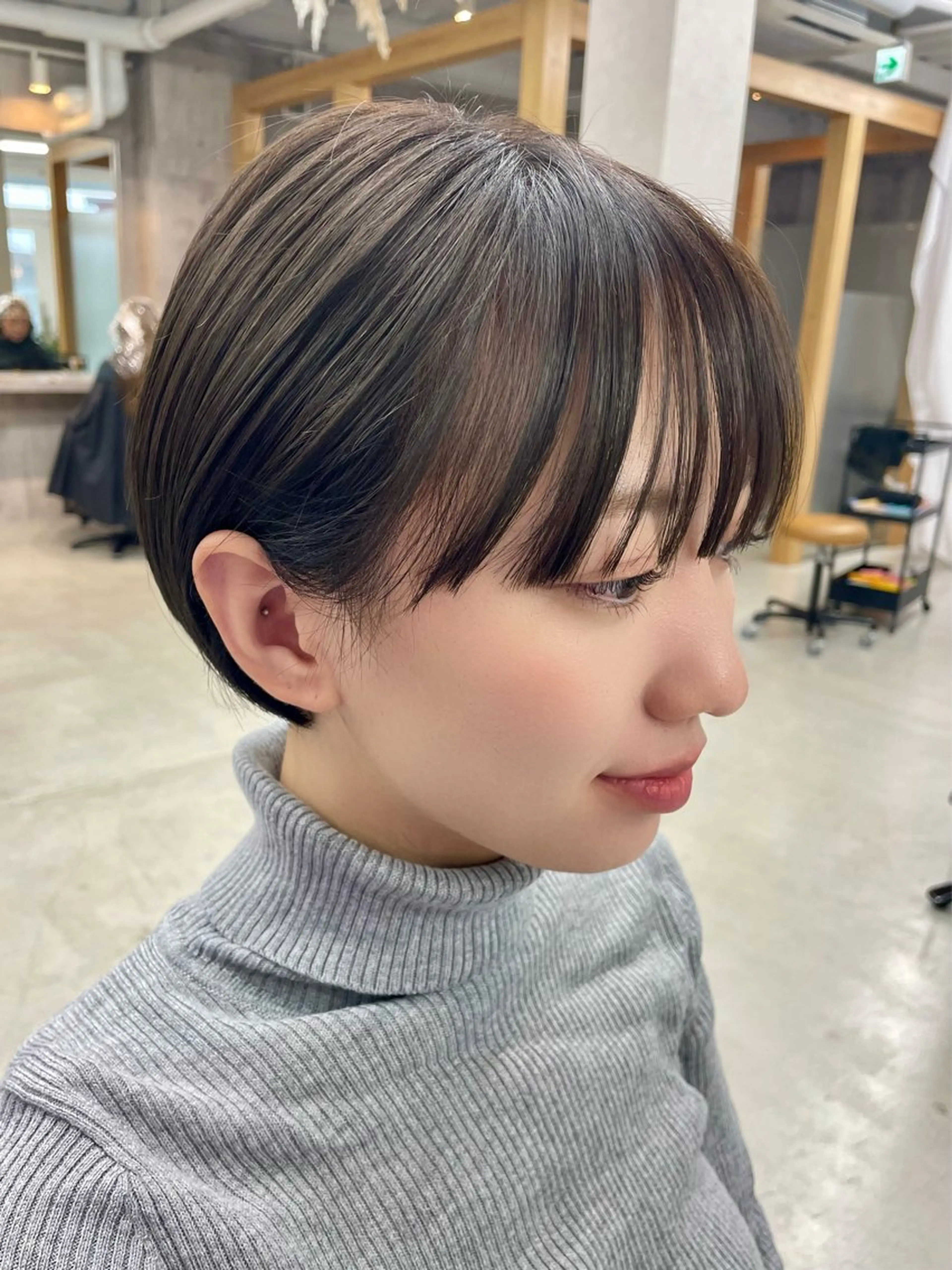 ショート カラー 丸みショート ショートヘア カット ヘアカラー 錦 茉李 @lm.mari03のヘアスタイル