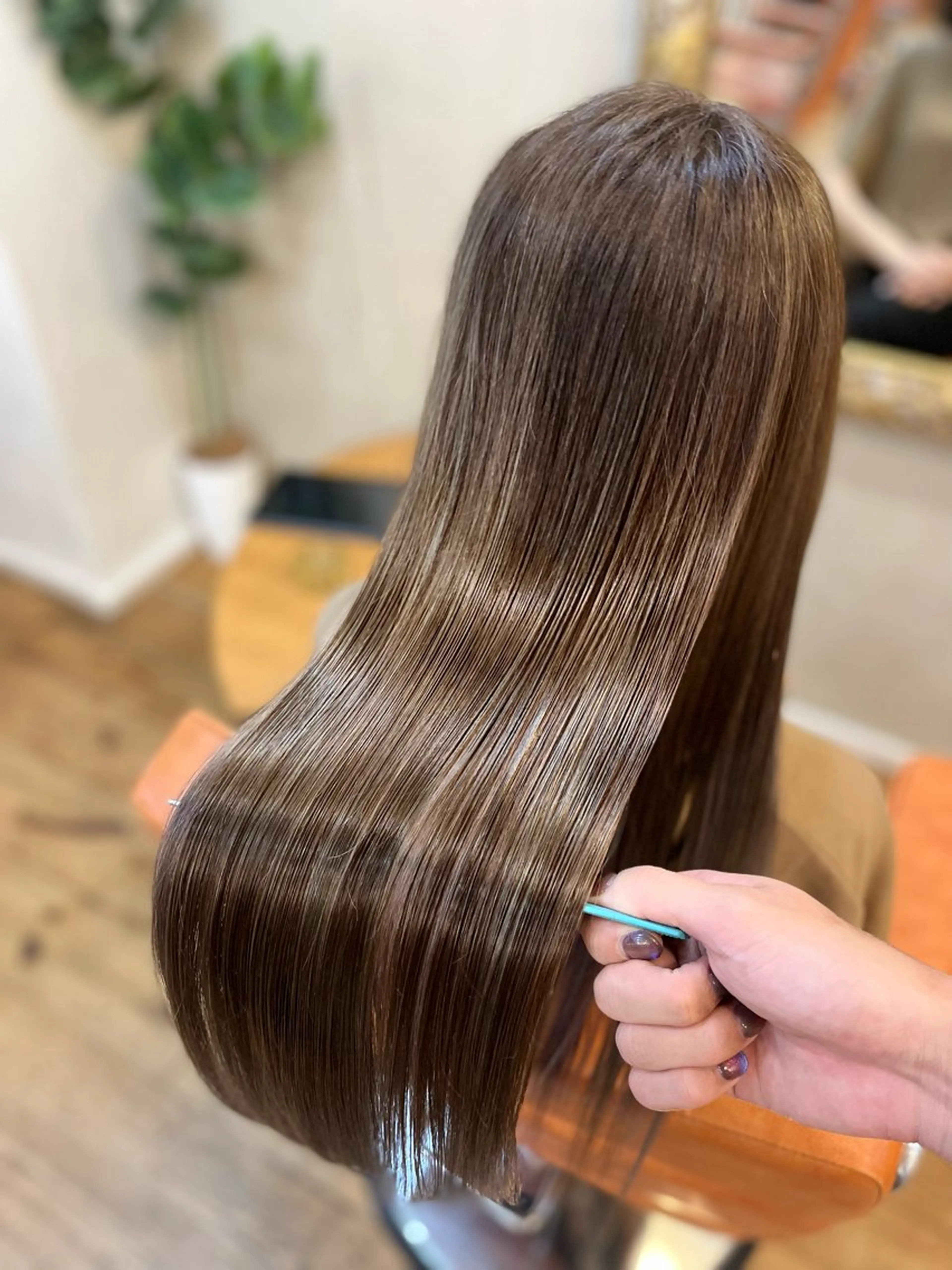 ロング ⚪️髪質改善 縮毛 店長 コウ⚪️のヘアスタイル