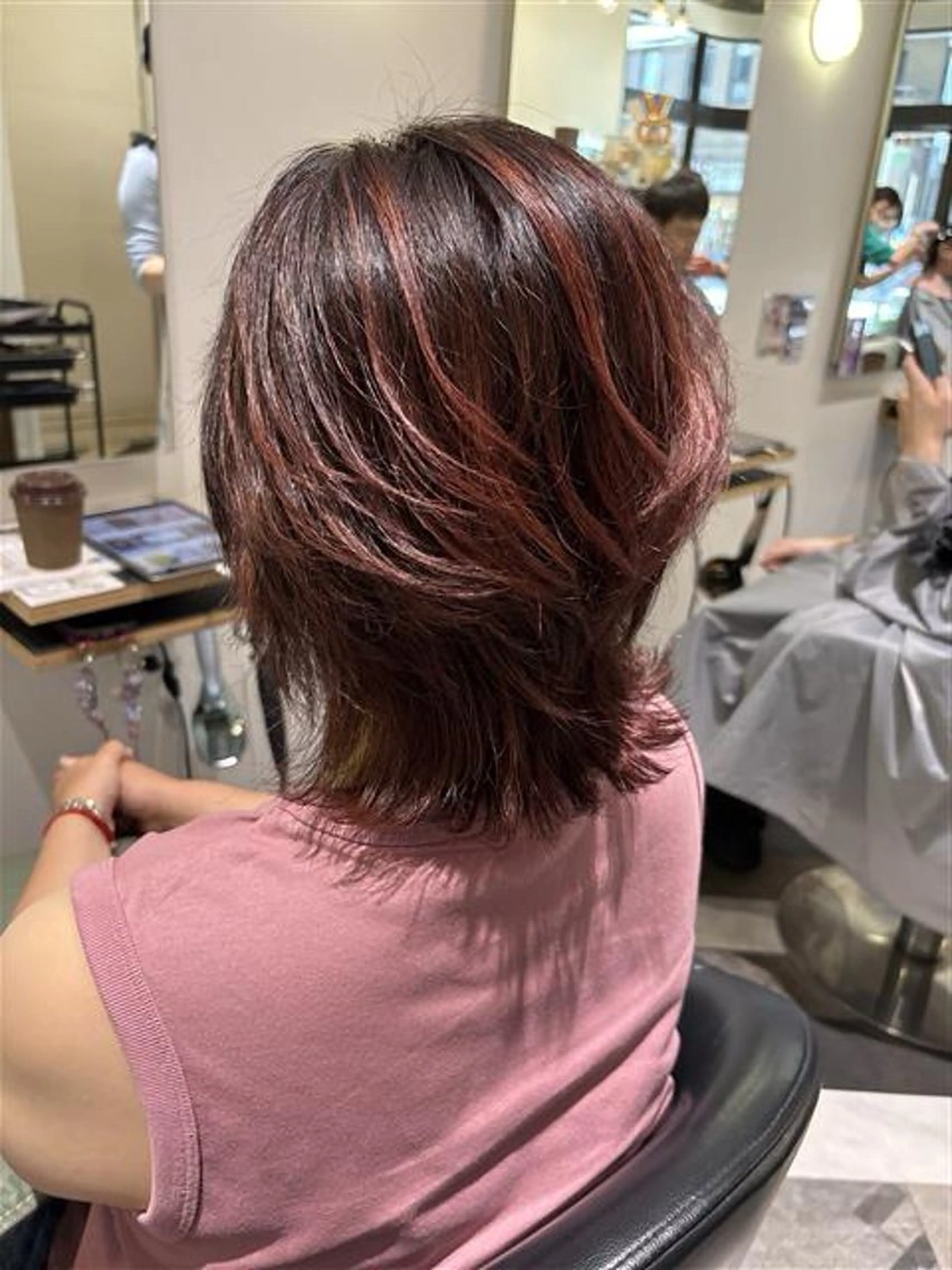 ショート カット ヘアカラー 🫧透明感カラーレイ ヤースタイル松浦元海のヘアスタイル