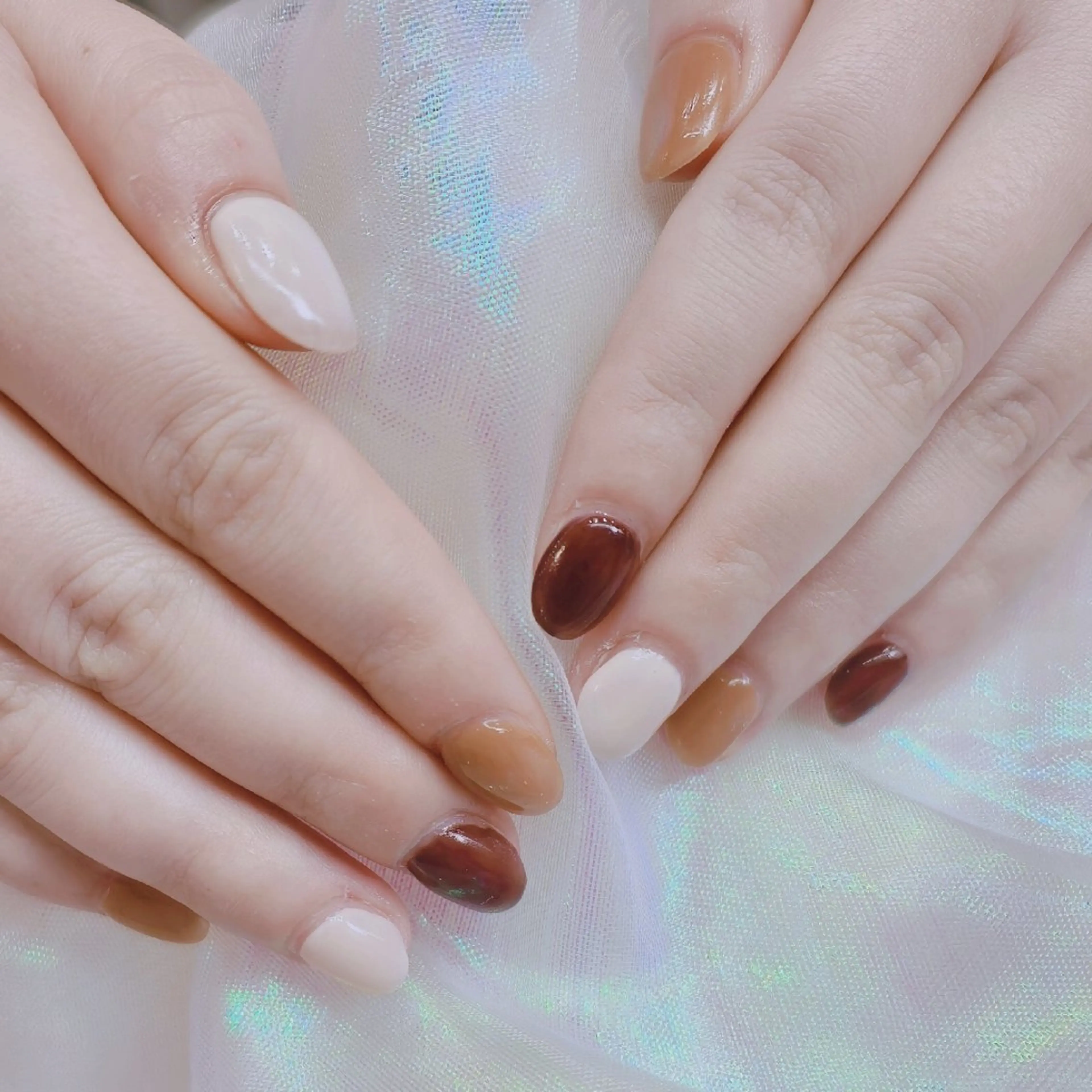ネイル ブラウン ニュアンスネイル U.NI所属・森川 雪のネイルデザイン