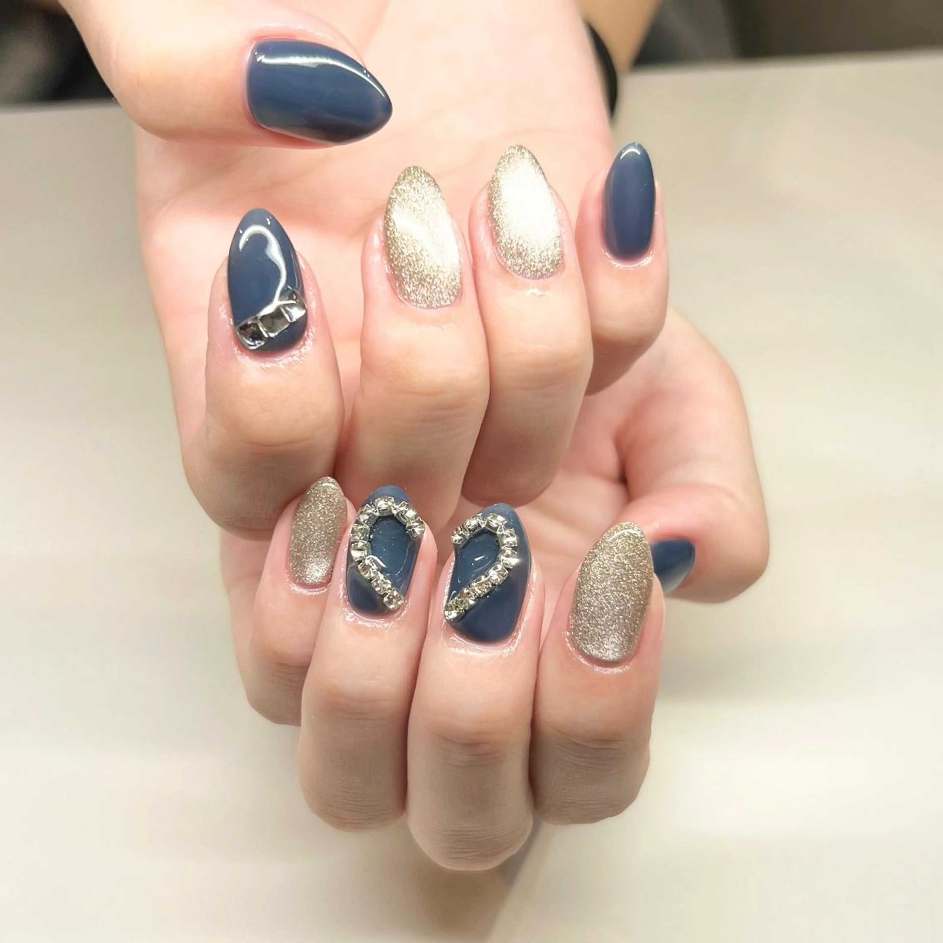 ネイル WEZU NAILのネイルデザイン