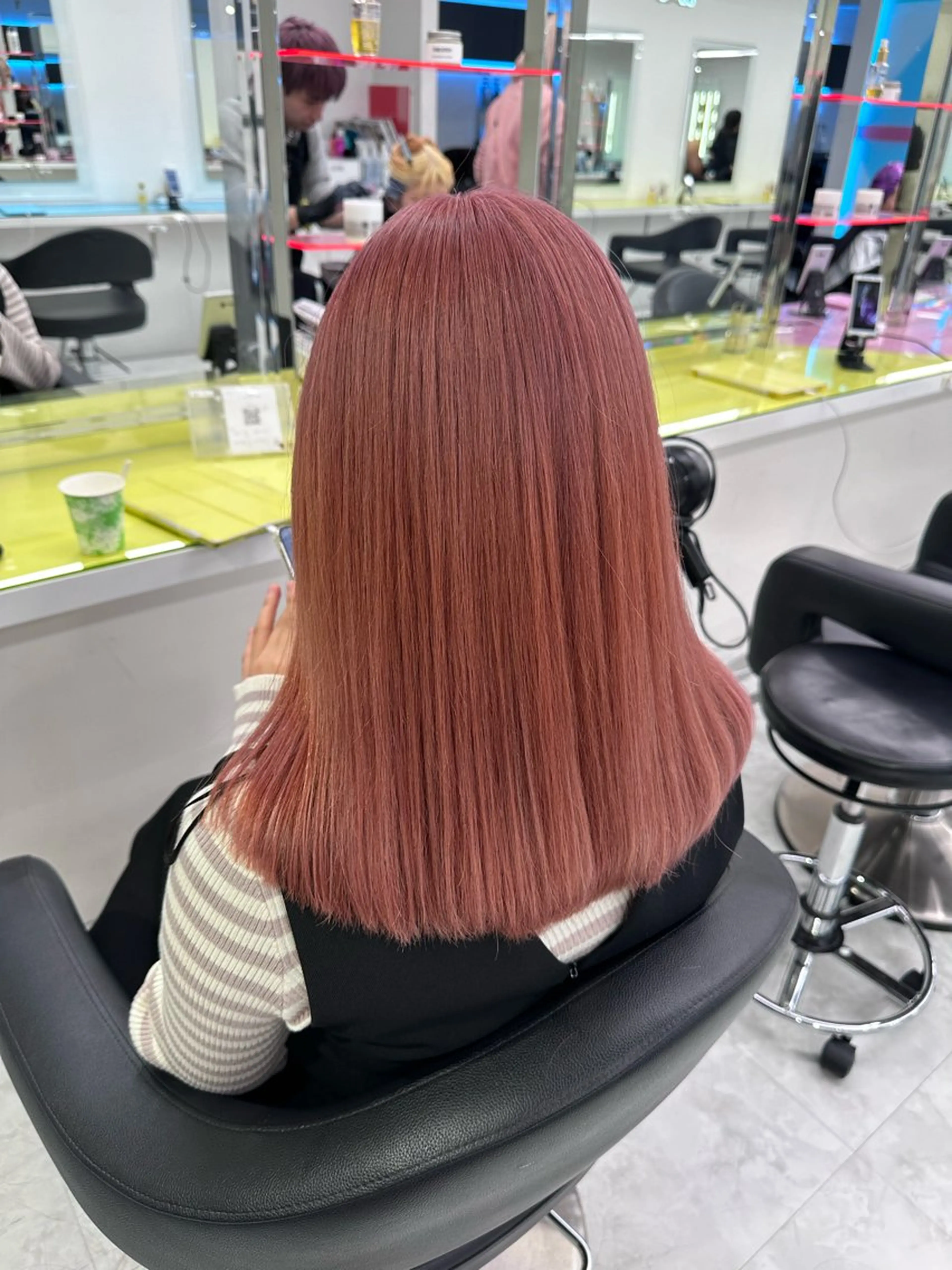セミロング カラー ブリーチ ケアブリーチ ピンクカラー ♡ダブルカラー特化♡ miyuのヘアスタイル