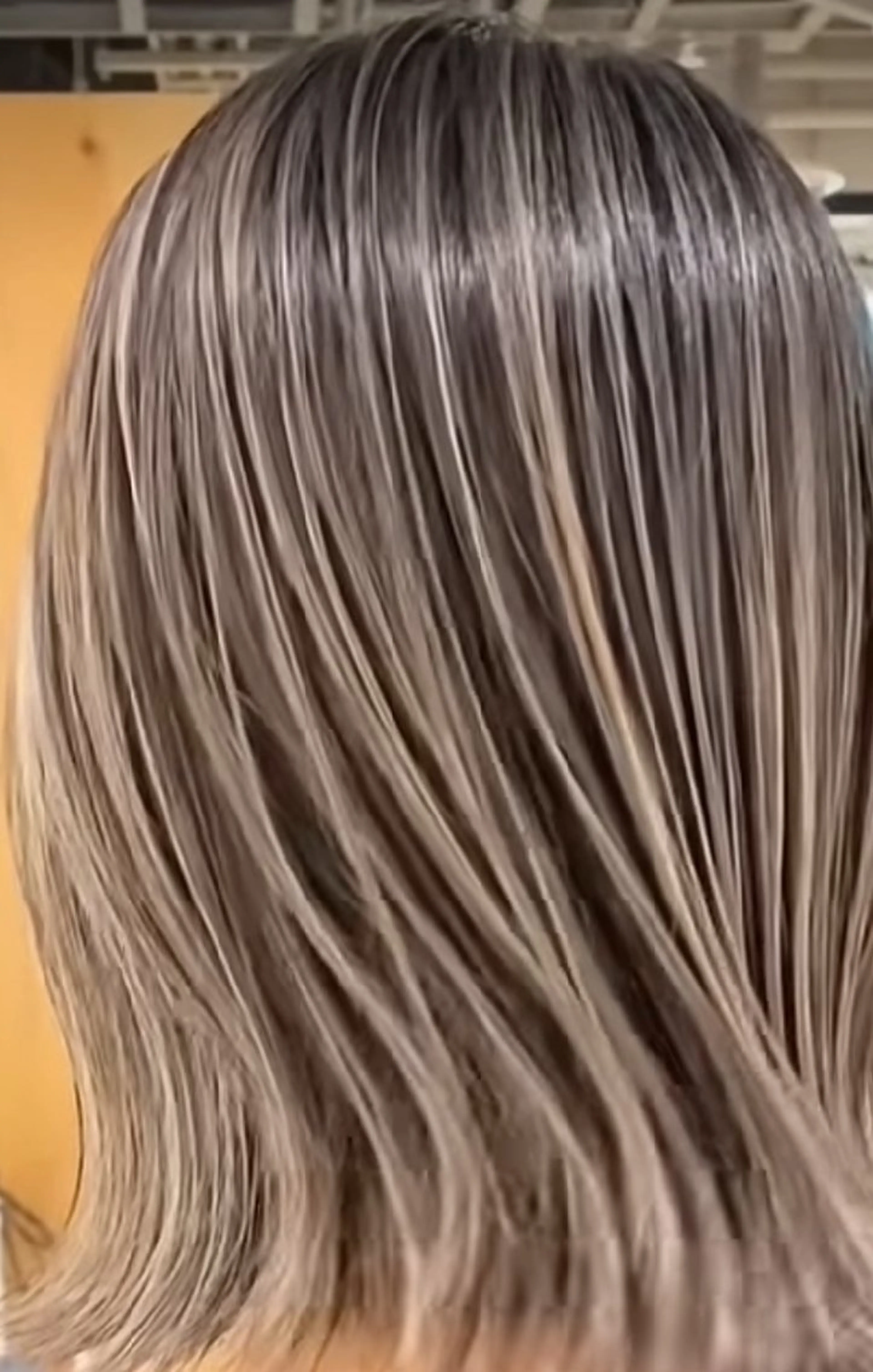 ミディアム ハイライト ハウオリヘア Takahashi のヘアスタイル