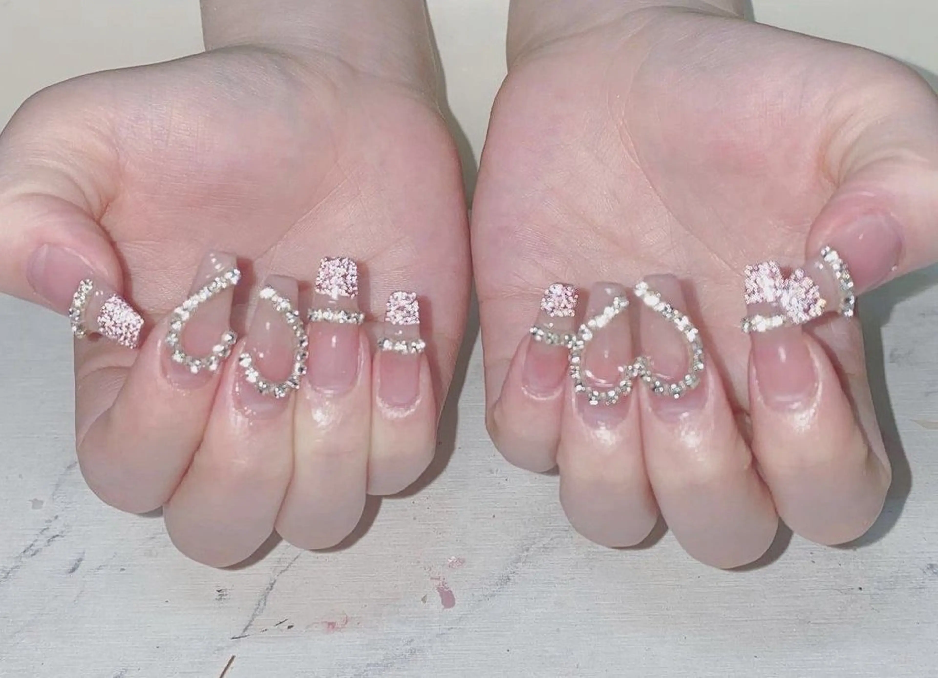 セミロング T&D NailSalonのネイルデザイン