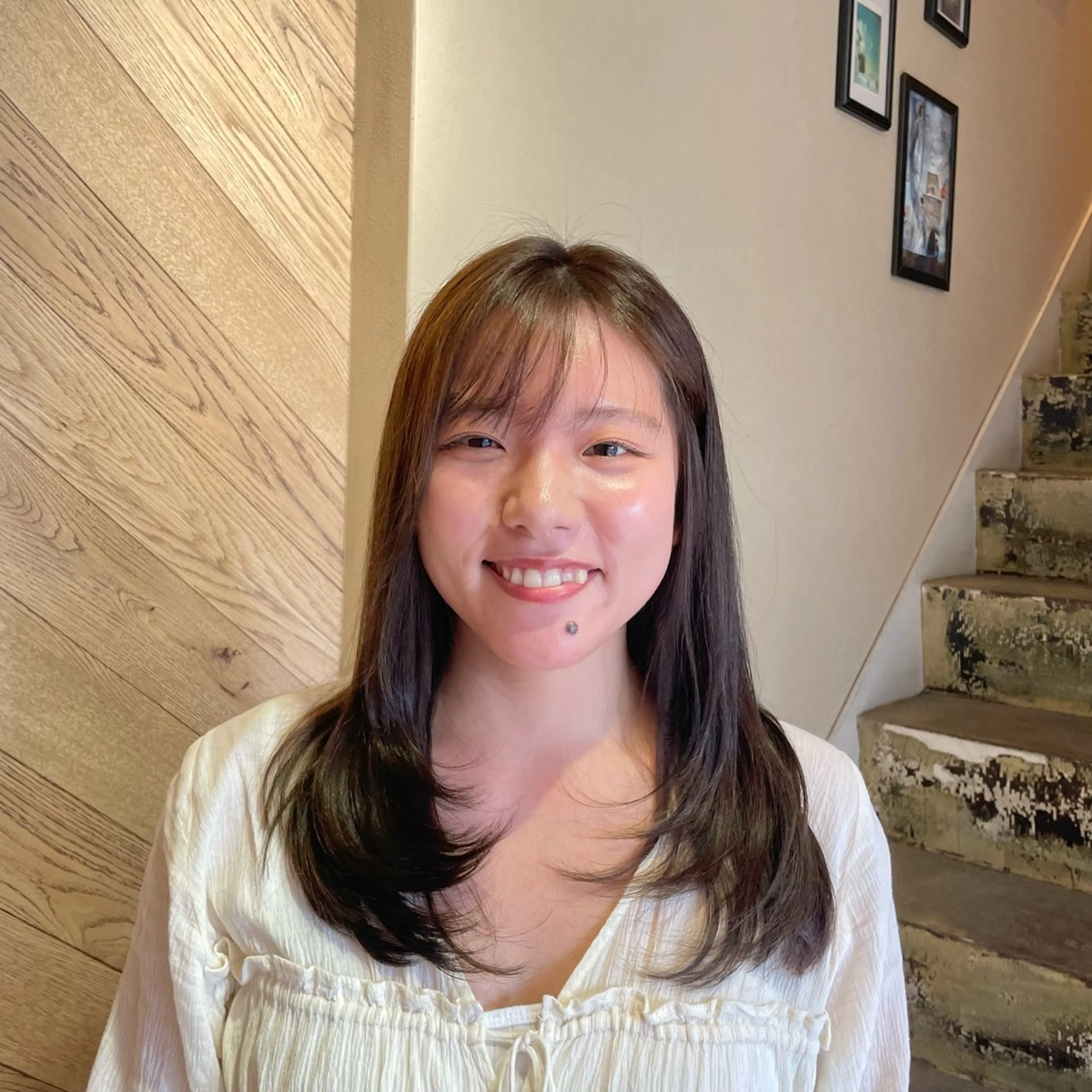 セミロング 🍀FERIAあべの あらいことみ🍀のヘアスタイル